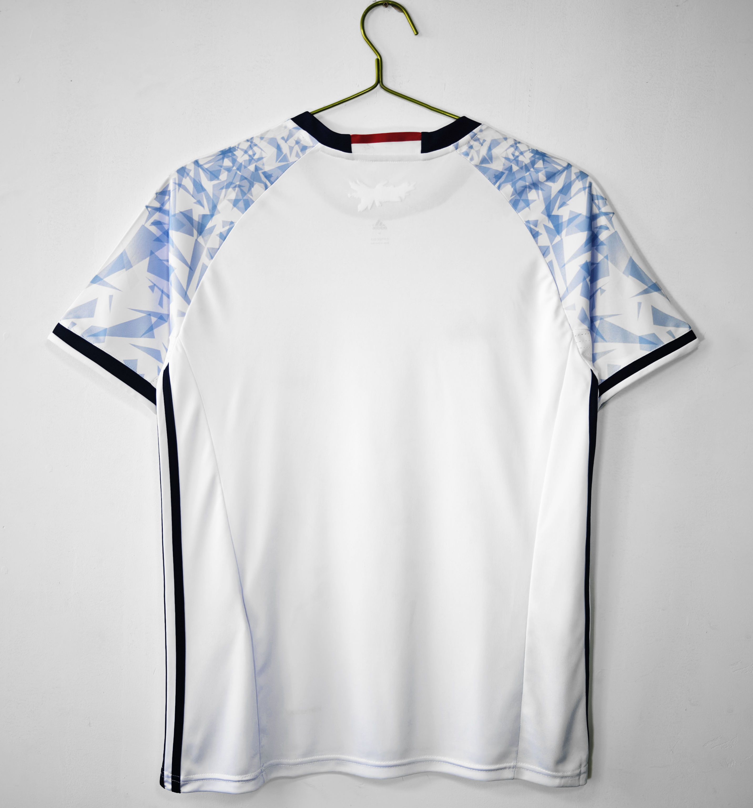 16-17 Japan Away Retro Jersey/16-17日本客场