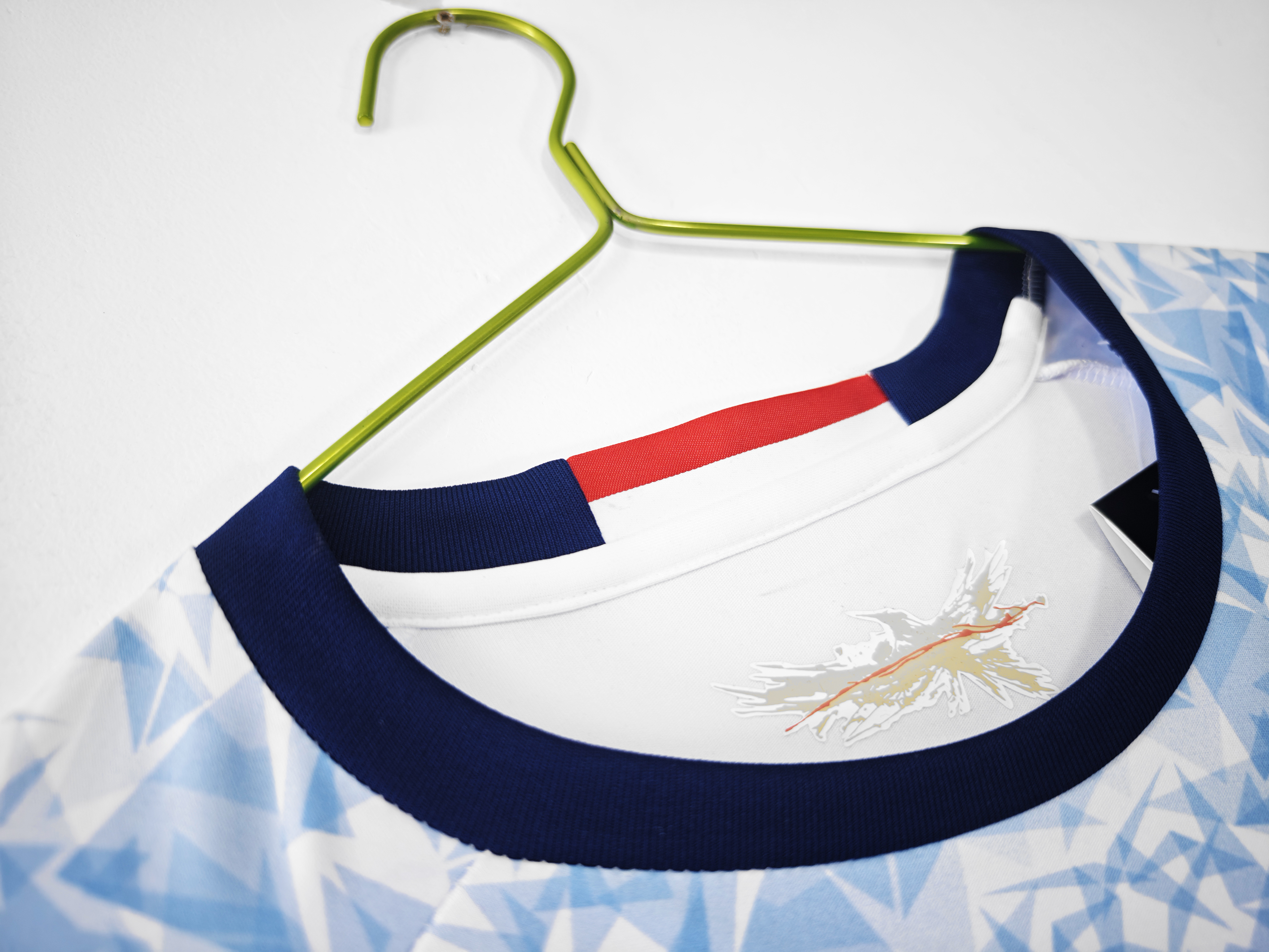 16-17 Japan Away Retro Jersey/16-17日本客场