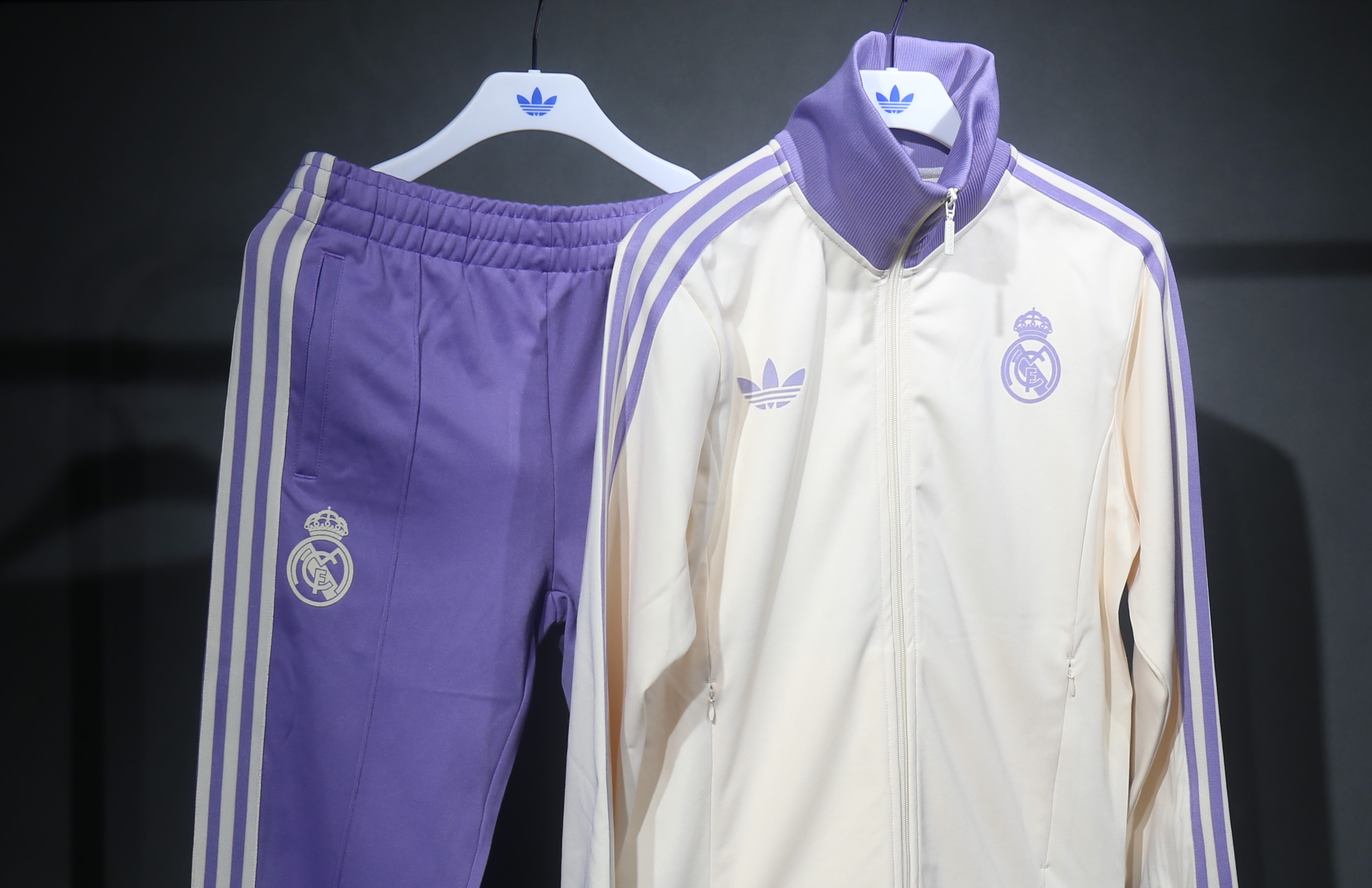 24-25 Real Madrid Retro Jacket Suit/ 24-25 皇马复古夹克套装