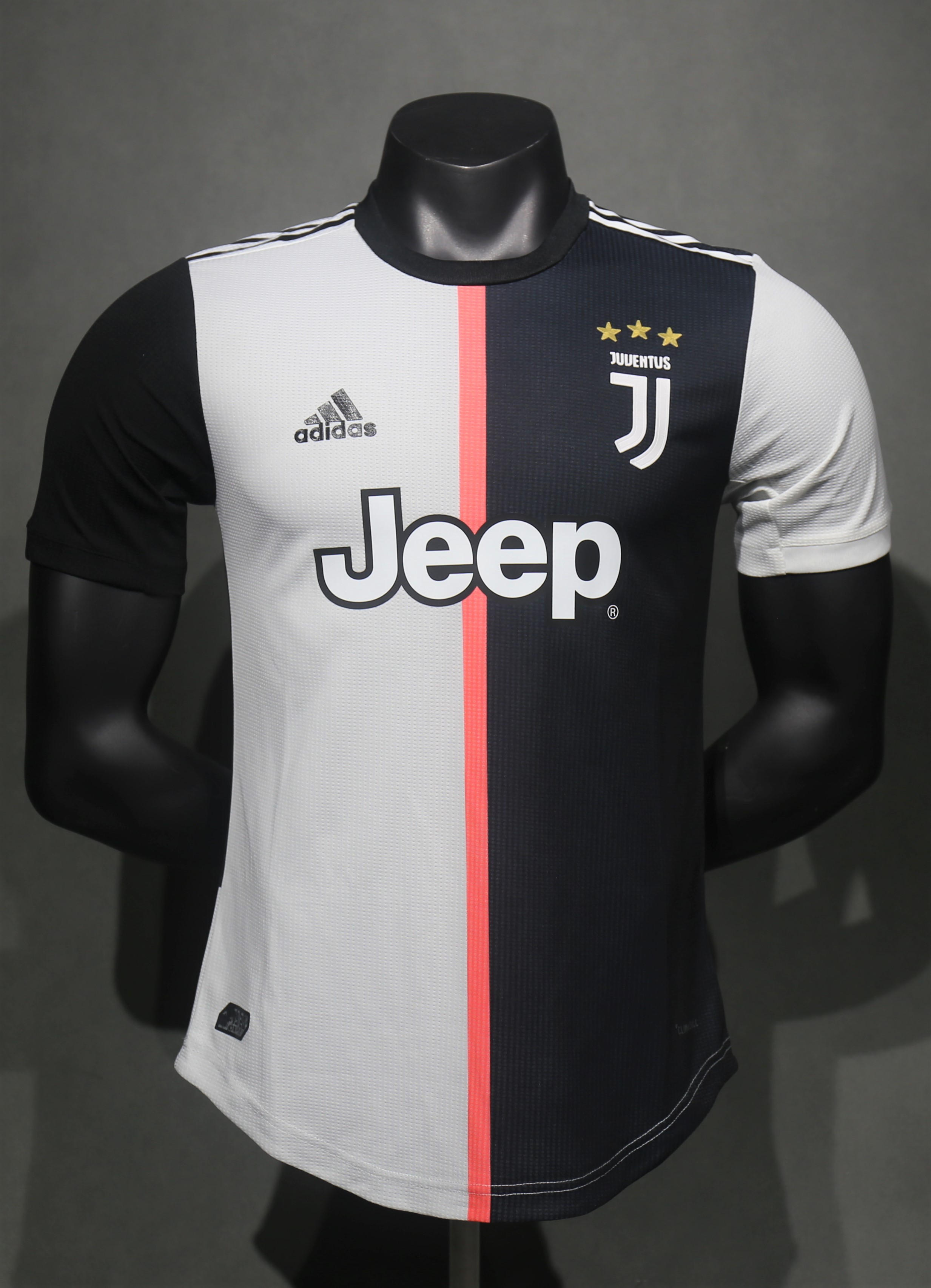 19-20 Juventus Home Retro Player Jersey/19-20 尤文主场复古球员