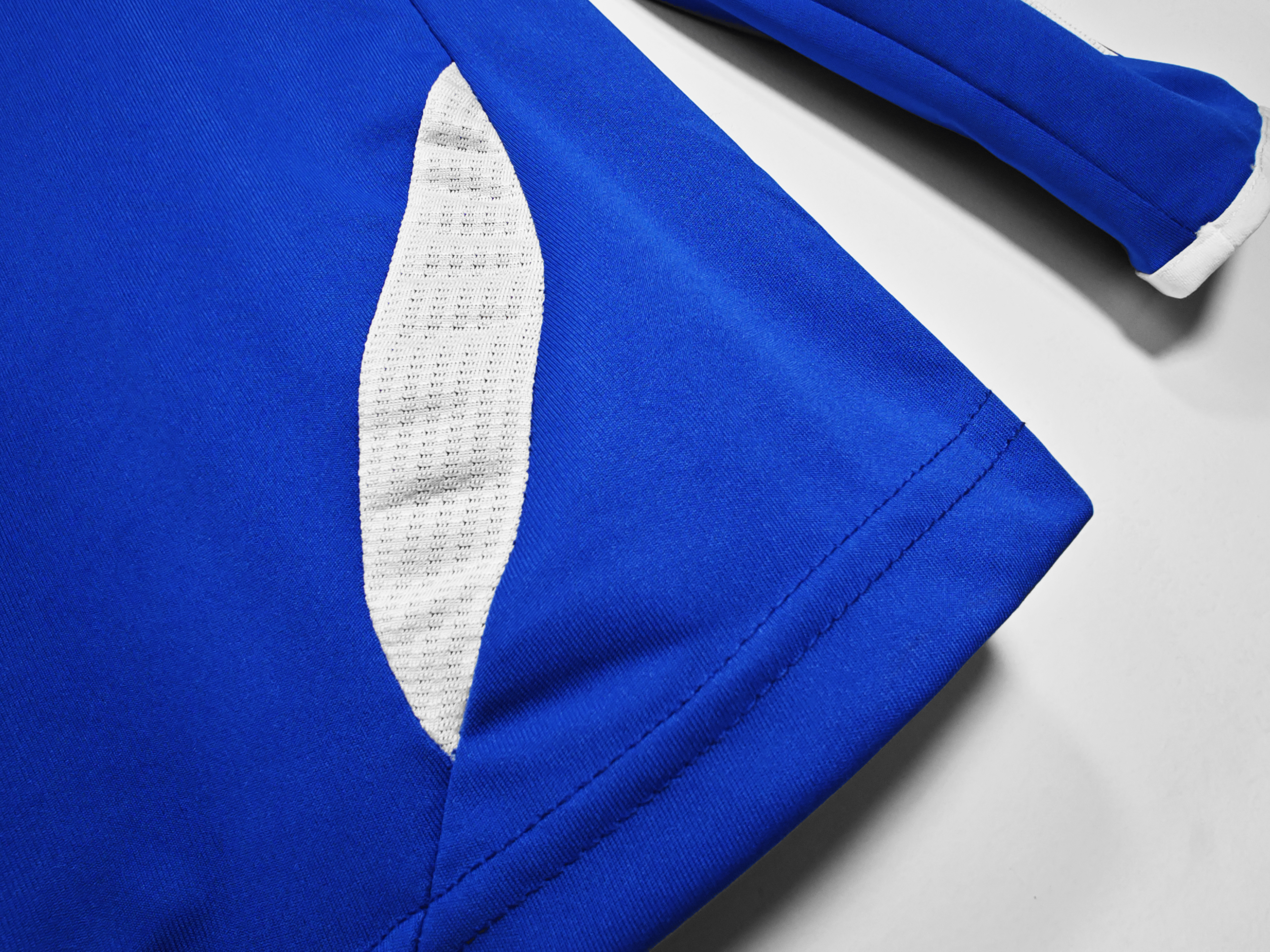 11-12 Chelsea Home Champions League Long Sleeve Retro Jersey/11-12切尔西主场长袖,欧冠版