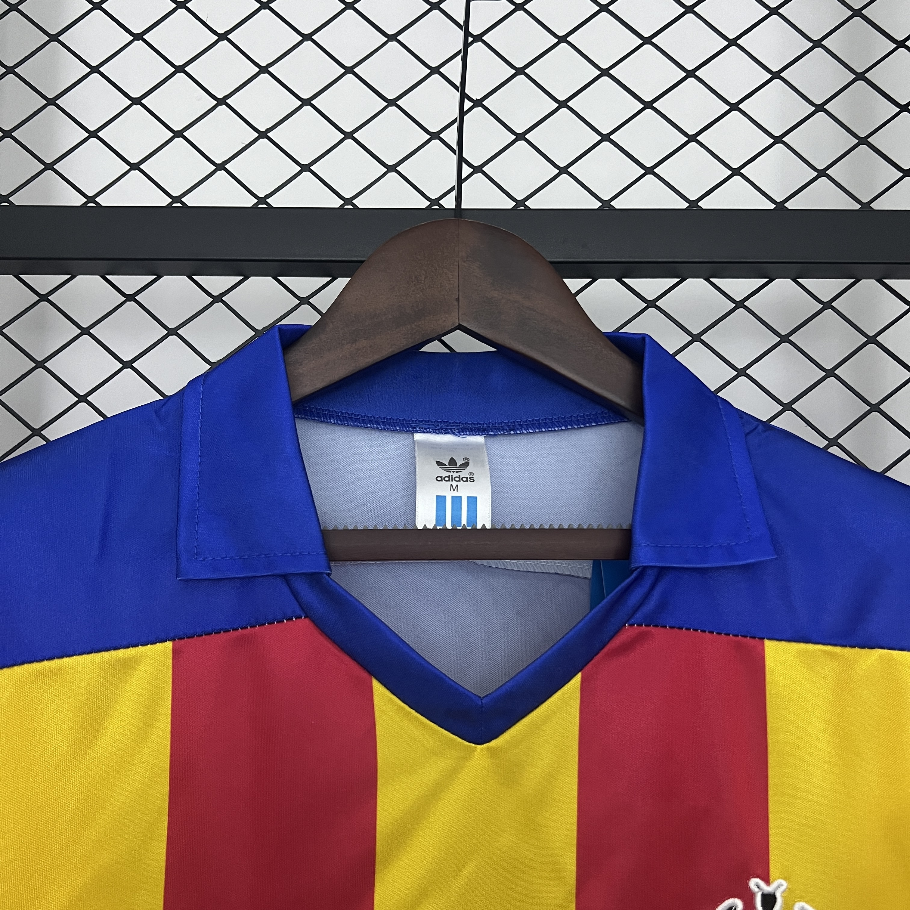80-82 Valencia Home Retro Jersey/80-82 瓦伦西亚主场球衣