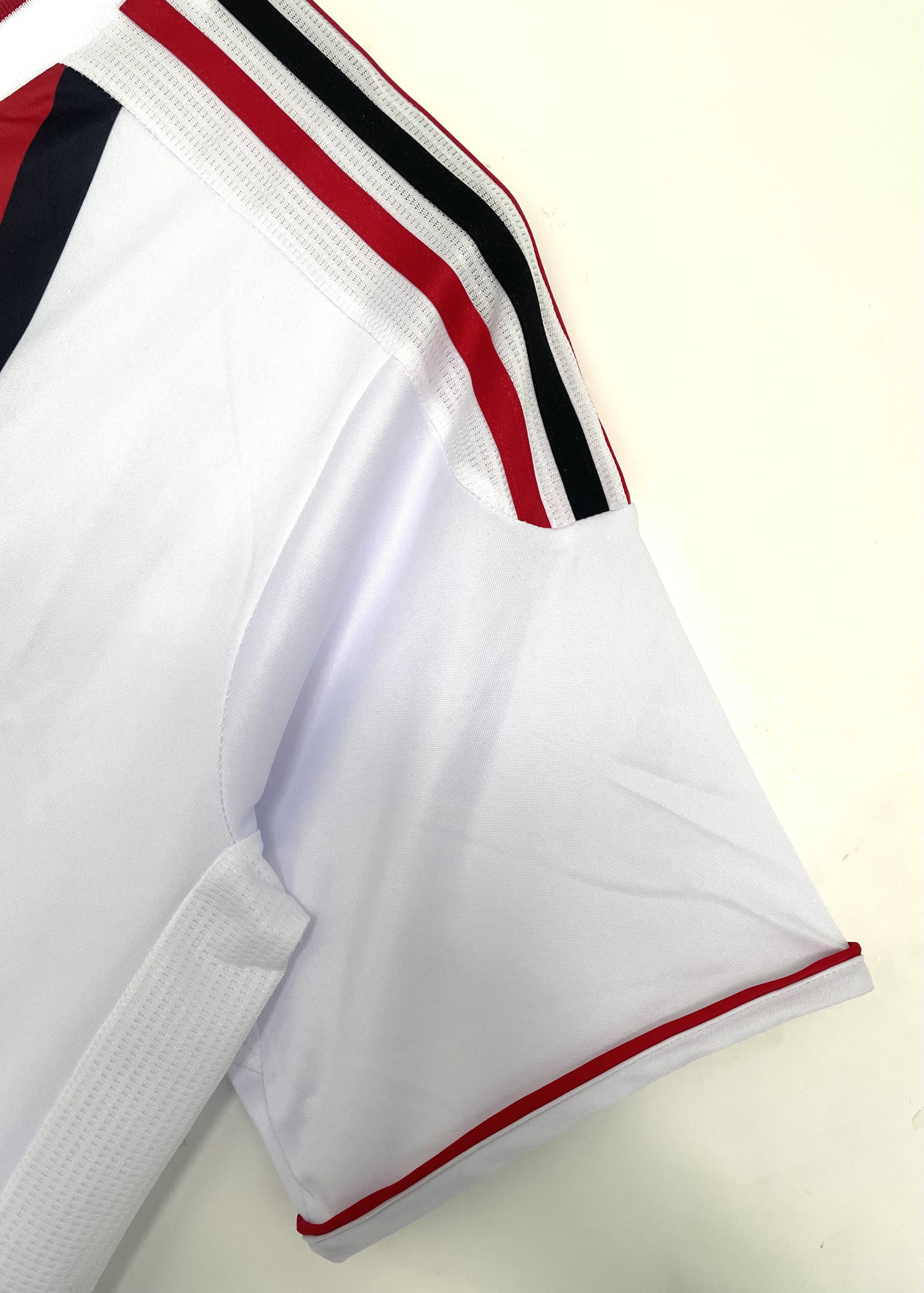 11-12 AC Milan Away Retro Jersey/11-12AC米兰客场