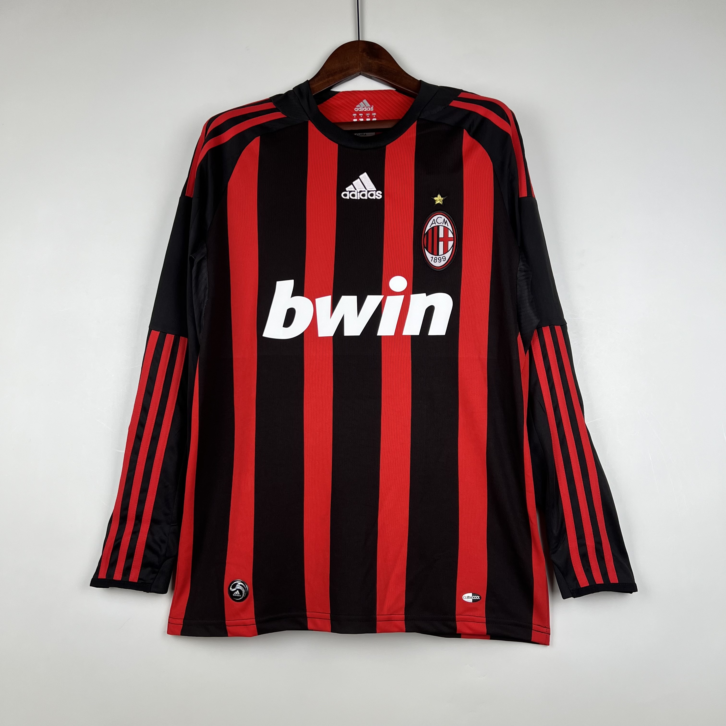 08-09 AC Milan Home Retro Long Sleeve Jersey/ 08-09 AC米兰主场长袖