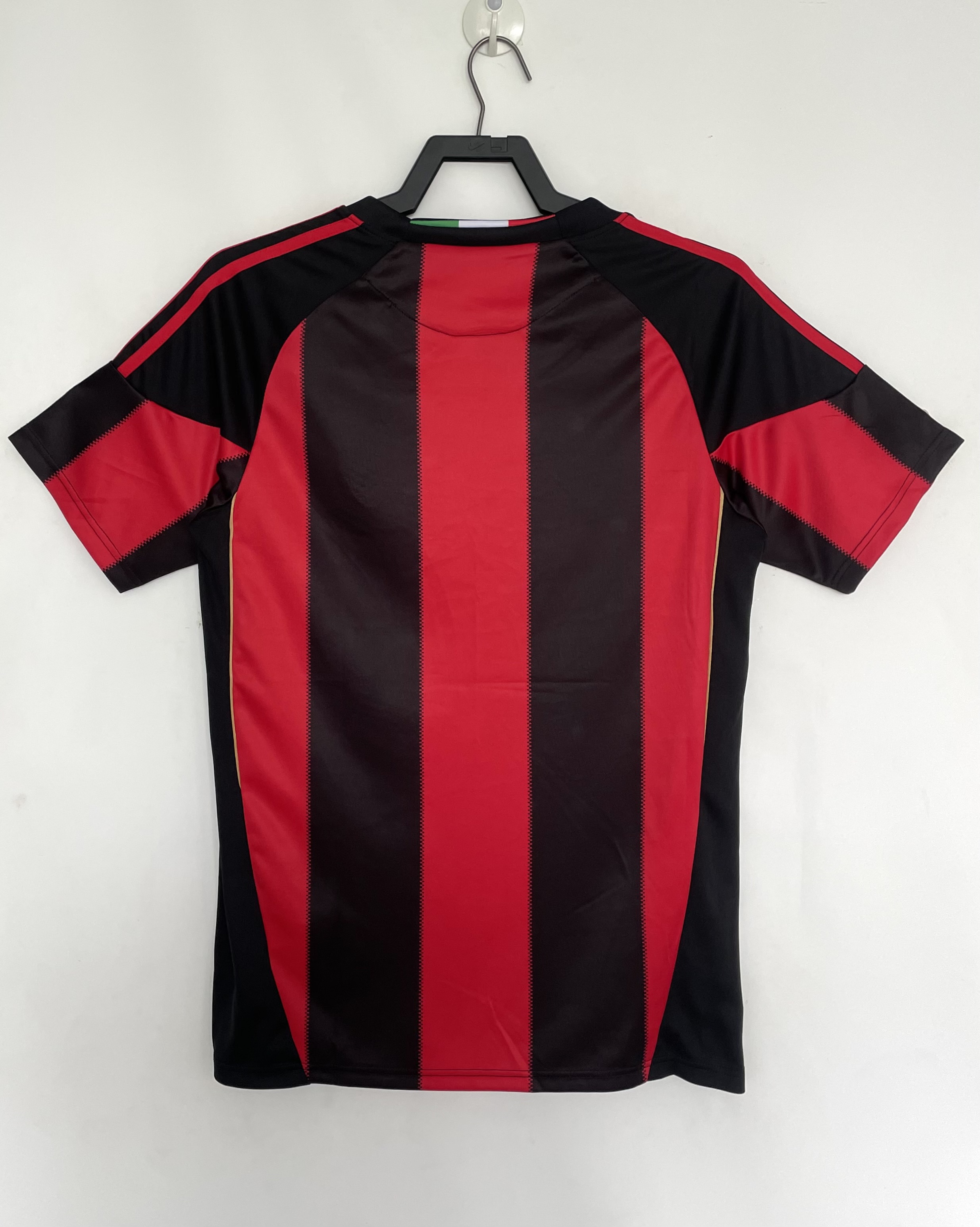10-11 AC Milan Home Retro Fans Jersey/10-11 AC米兰主场