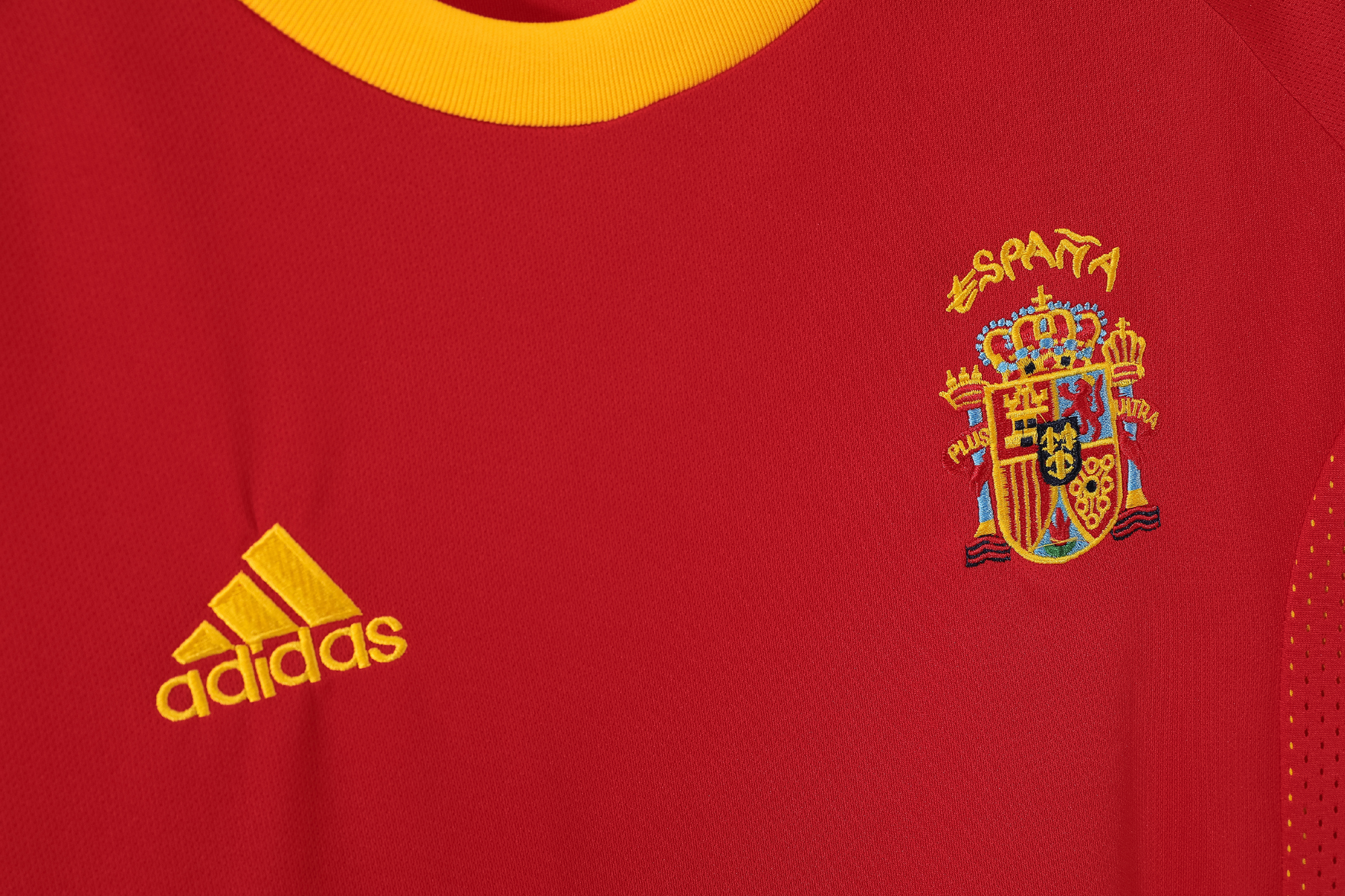 2002 Spain Home Retro Jersey/2002西班牙主场