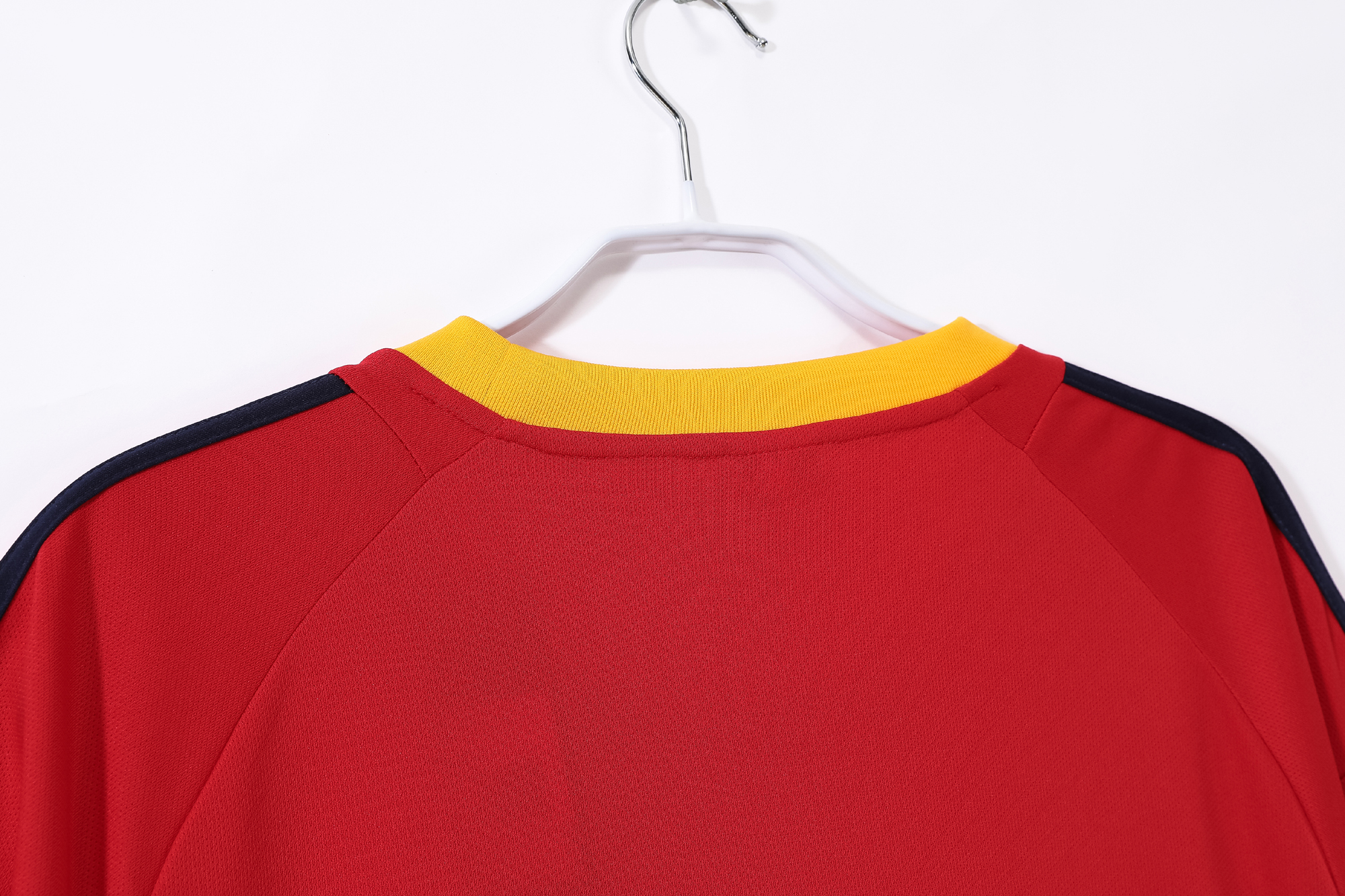 2002 Spain Home Retro Jersey/2002西班牙主场