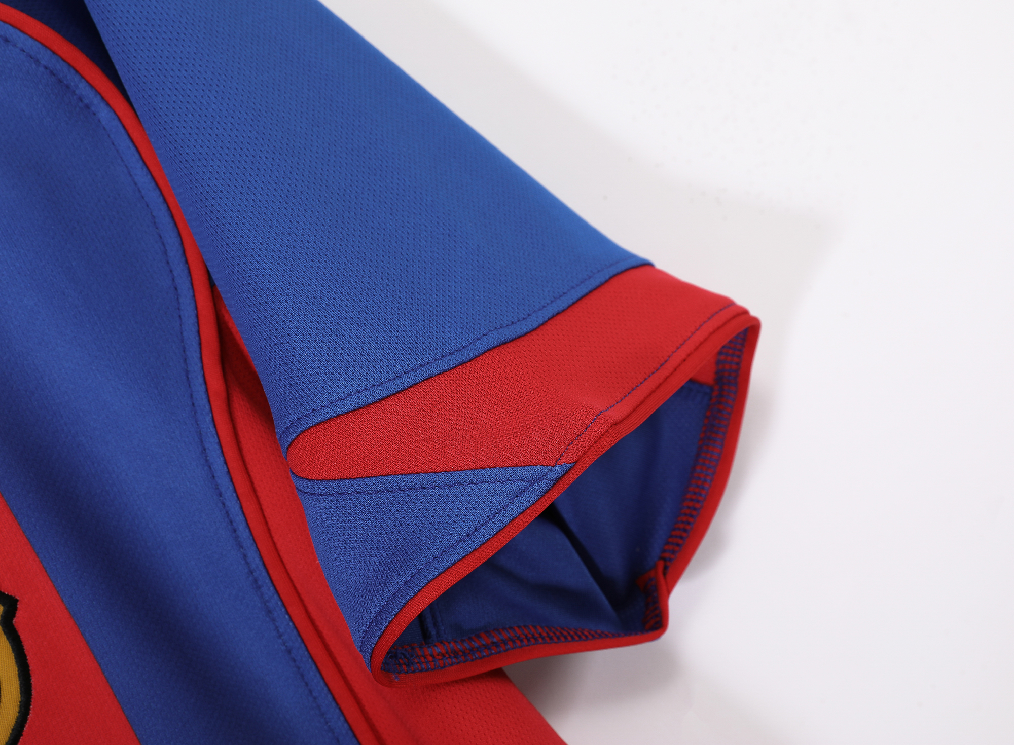 04-05 Barcelona Home Retro Jersey/04-05巴萨主场