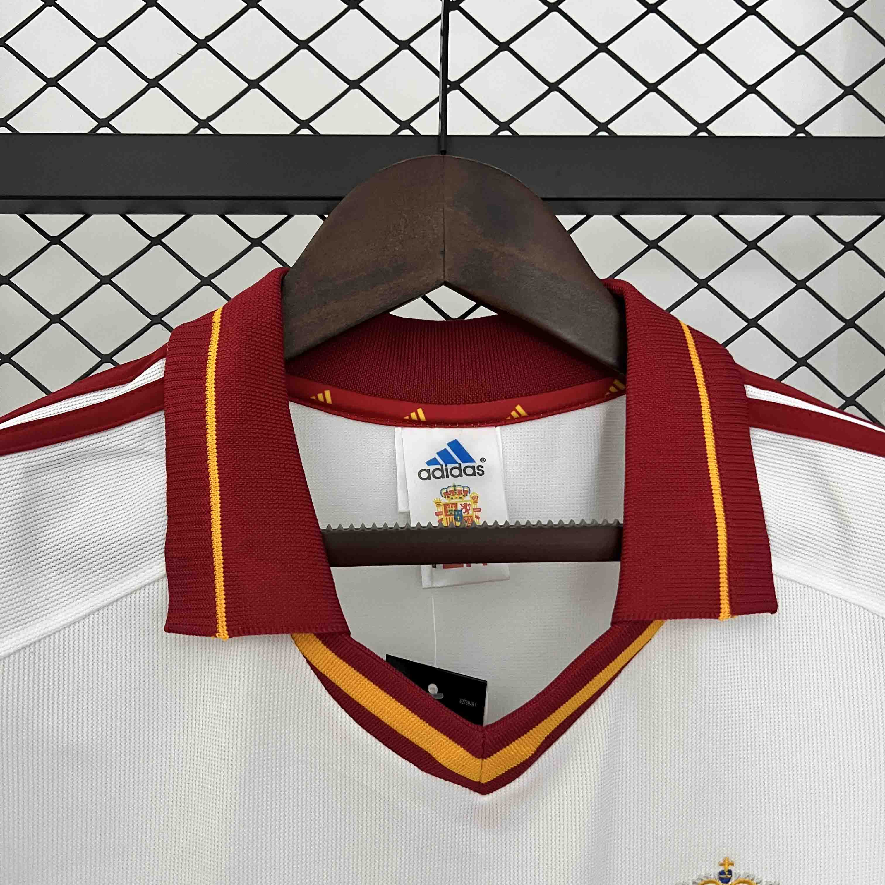 2000 Spain Away Retro Jersey/2000西班牙客场