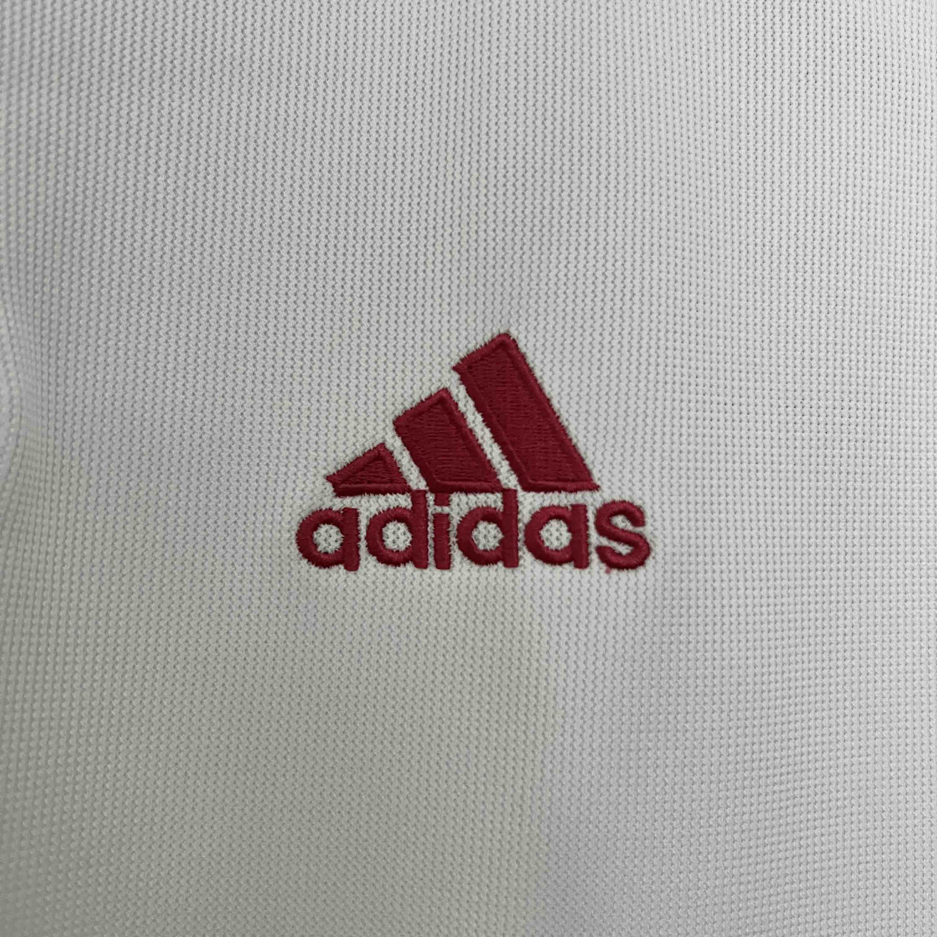 2000 Spain Away Retro Jersey/2000西班牙客场