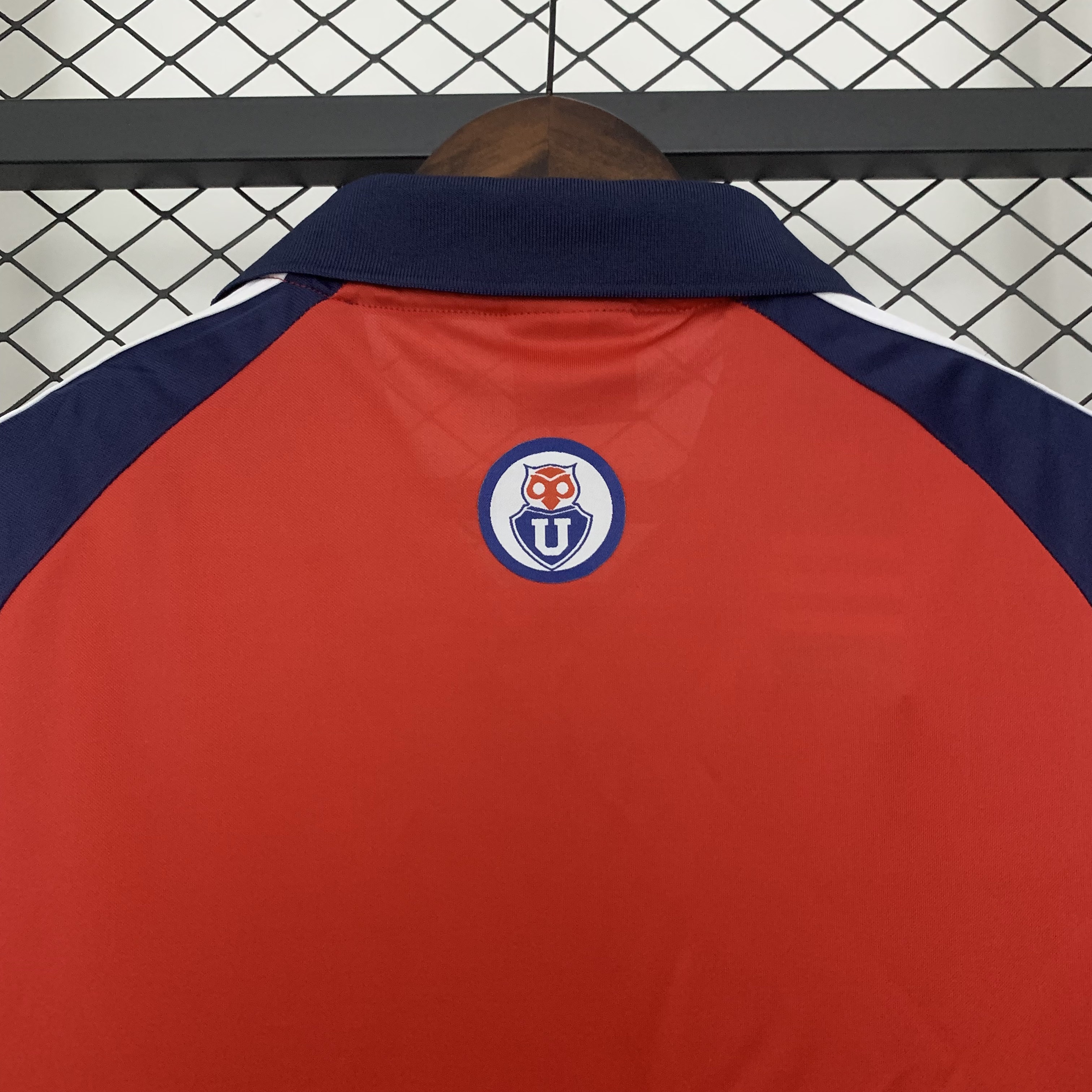 01-02 University of Chile Away Retro Jersey/01-02 智利大学生客场