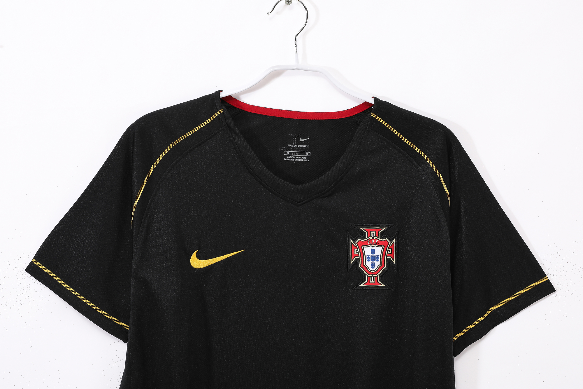 2006 Portugal Away Retro Jersey/2006葡萄牙客场