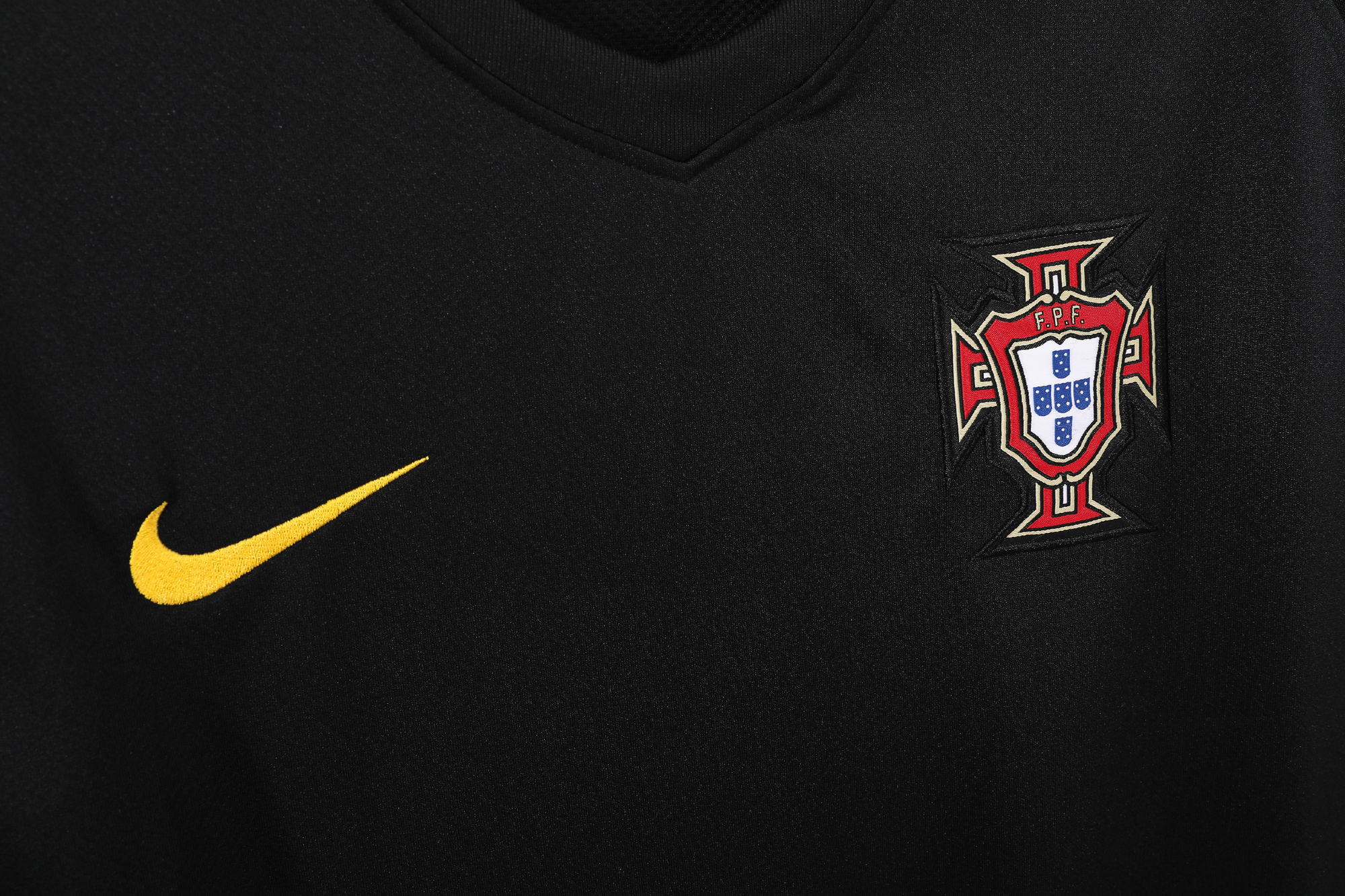 2006 Portugal Away Retro Jersey/2006葡萄牙客场