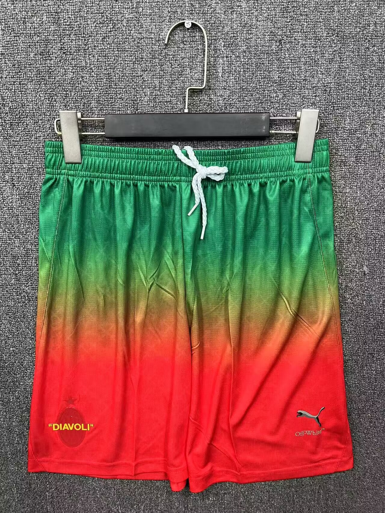 24-25 AC Milan Off White Speical Shorts/24-25 AC米兰off white 联名短裤