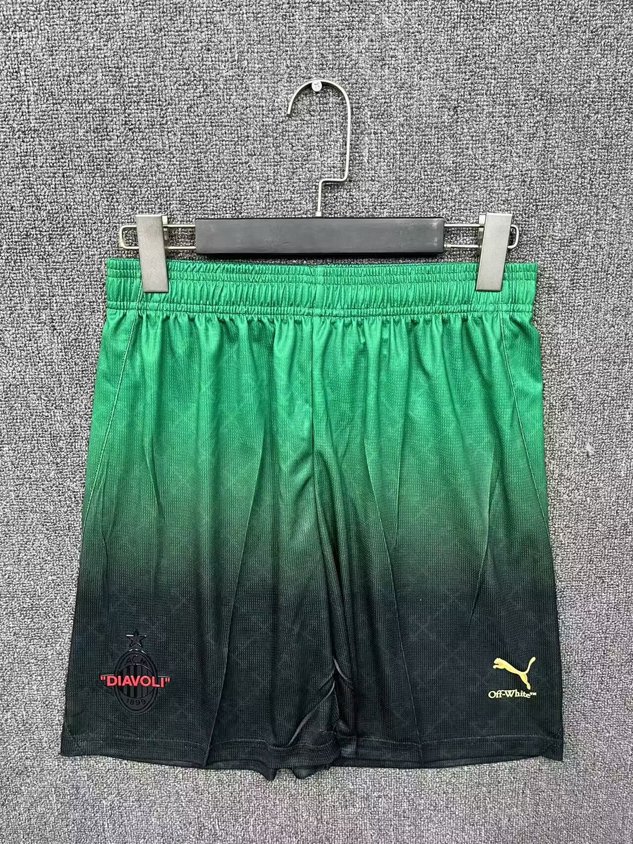 24-25 AC Milan Off White Speical Shorts/24-25 AC米兰off white 联名短裤