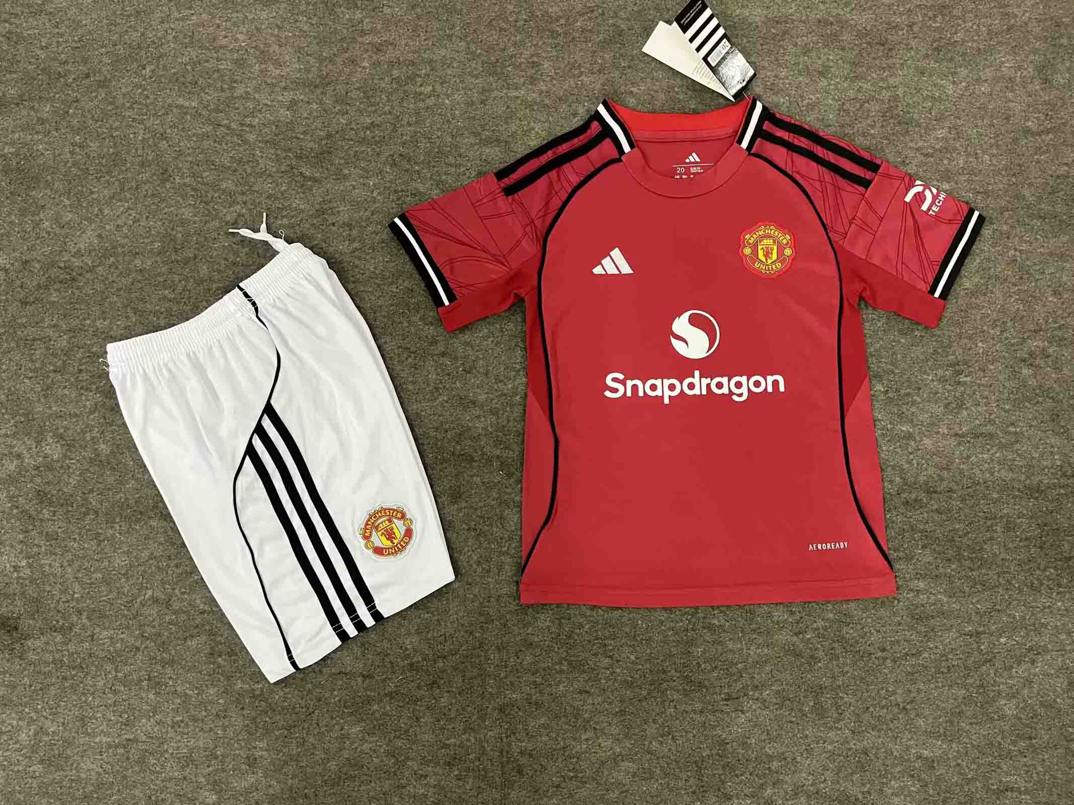 25-26 Manchester United Home Kid Kit/25-26 曼联主场童装