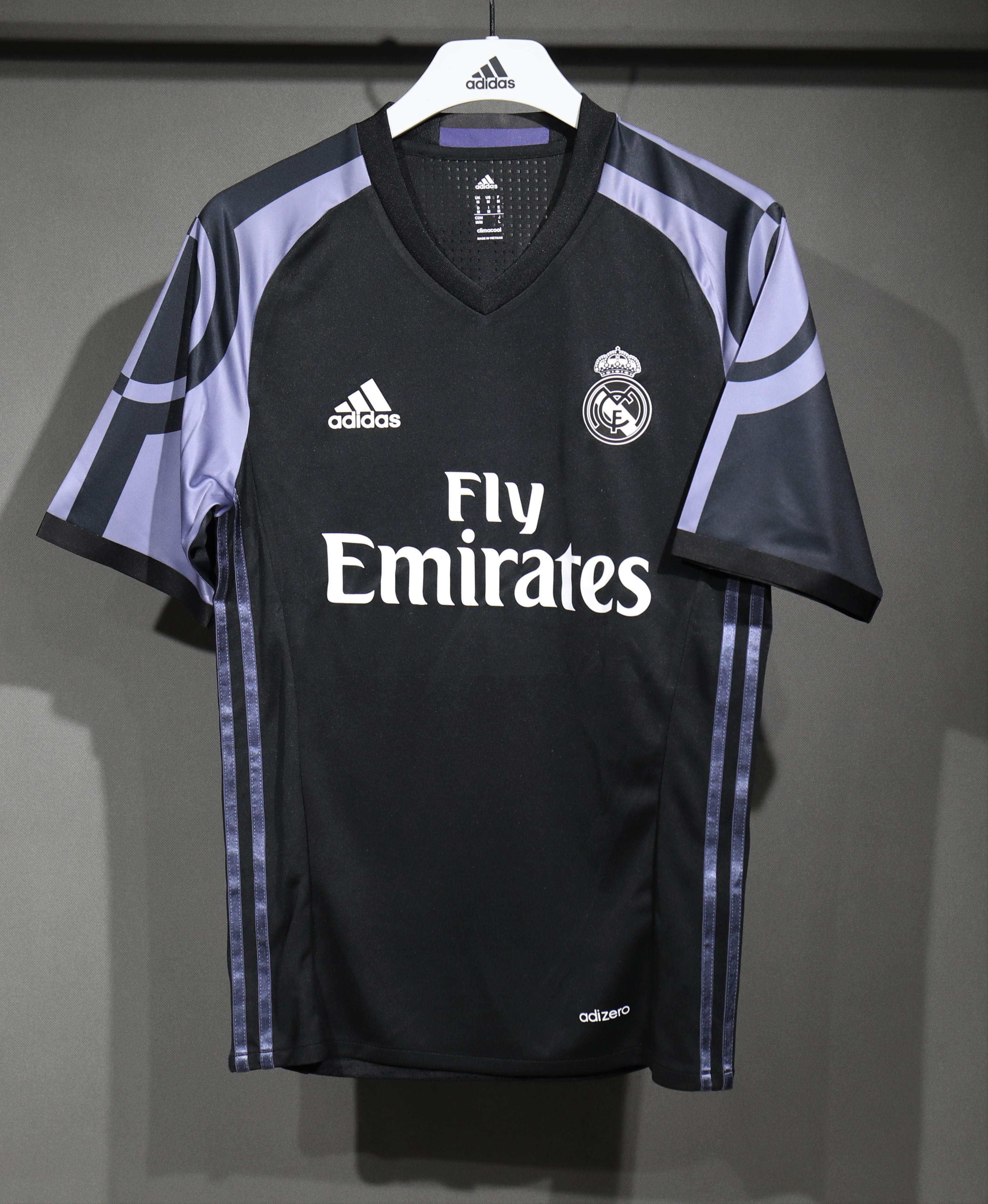 16-17 Real Madrid Third Player Retro Jersey/16-17 皇马第二客场球员