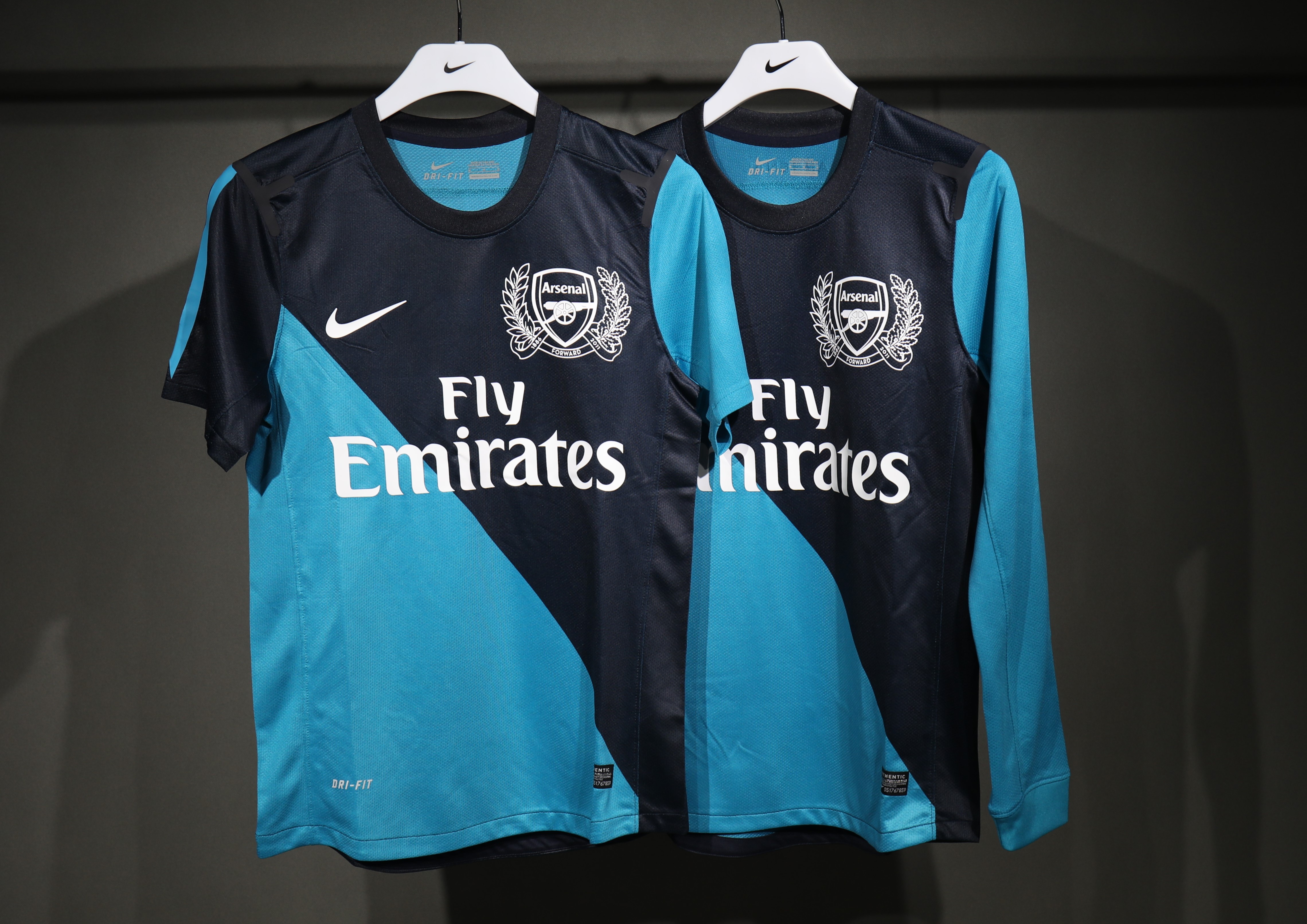 11-12 Arsenal Away Long Sleeve Player Retro Jersey/11-12 阿森纳客场球员长袖