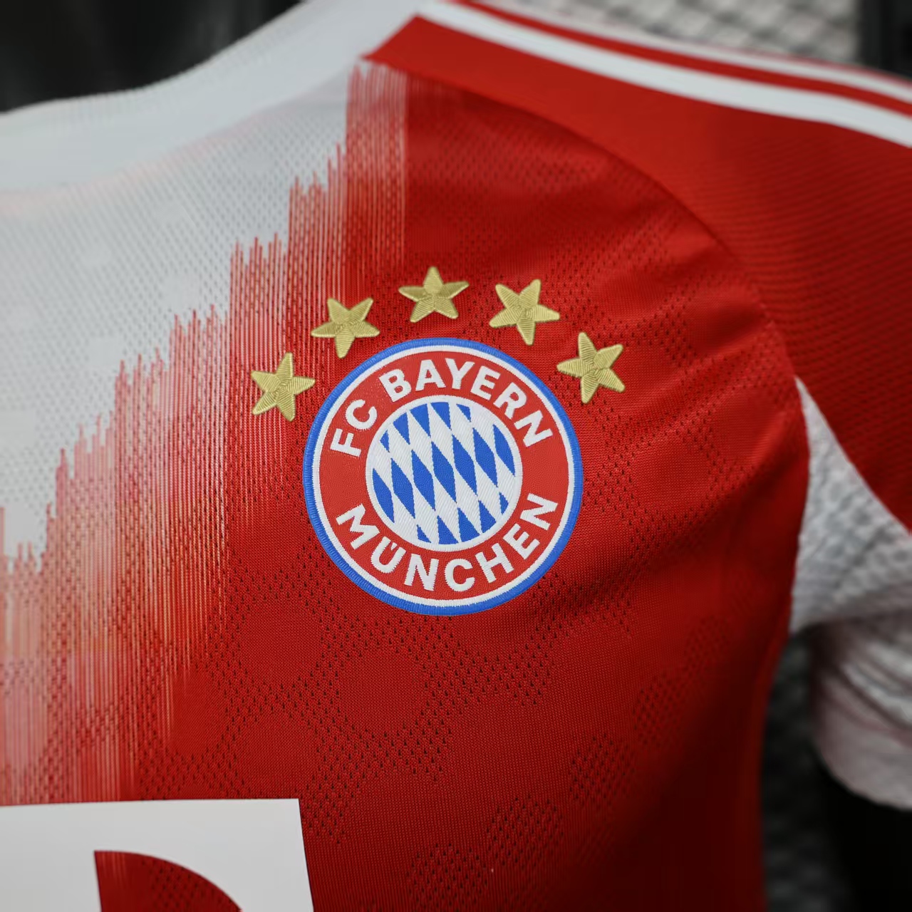 25-26  Bayern Munich Home Player Jersey/ 25-26 拜仁主场球员版