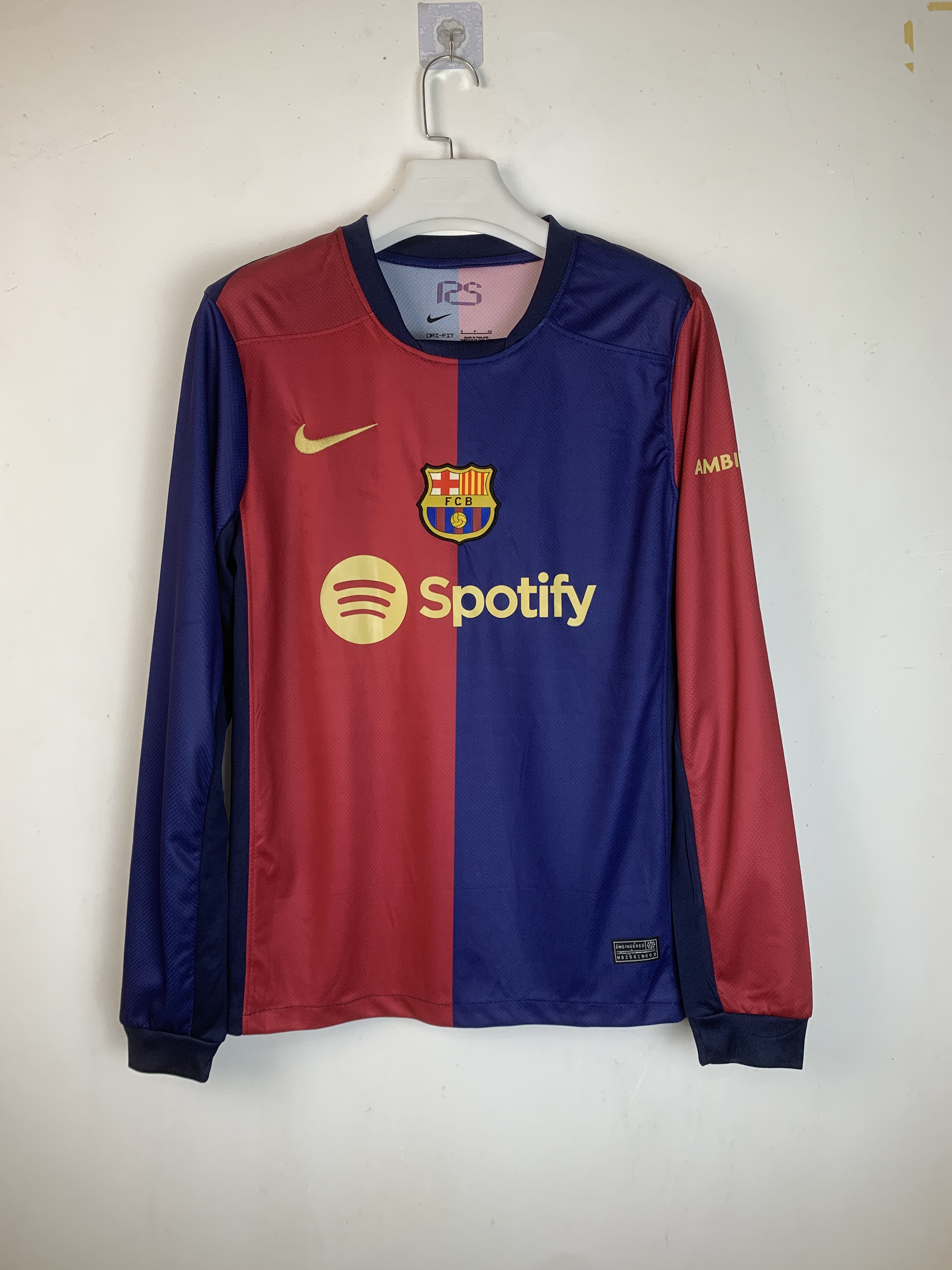 24-25 Barcelona Home Fans Version Long sleeve Jersey/ 24-25巴萨主场长袖(旧广告)