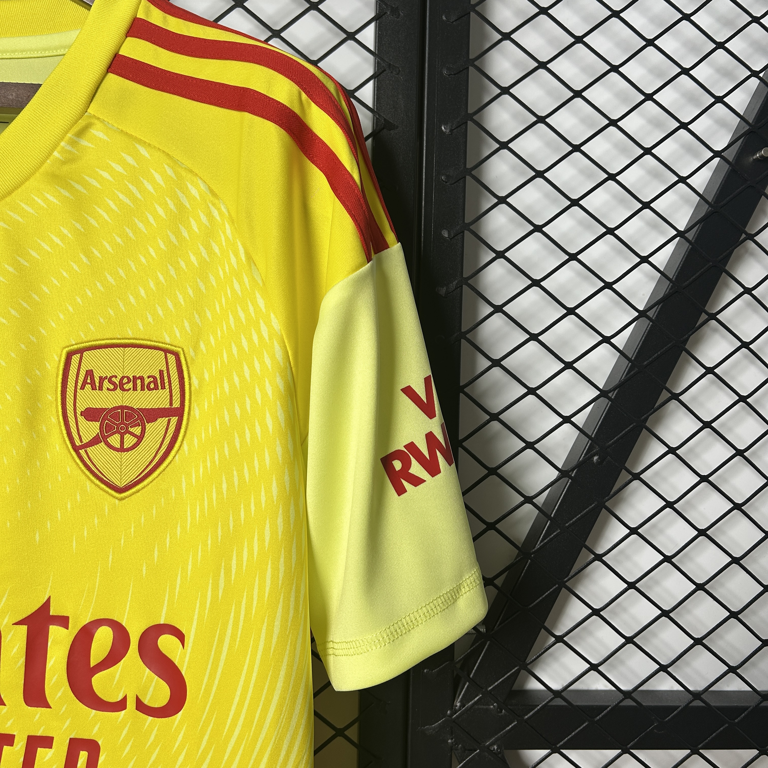 25-26 Arsenal GoalKeeper Fans Jersey/25-26  阿森纳黄色守门员