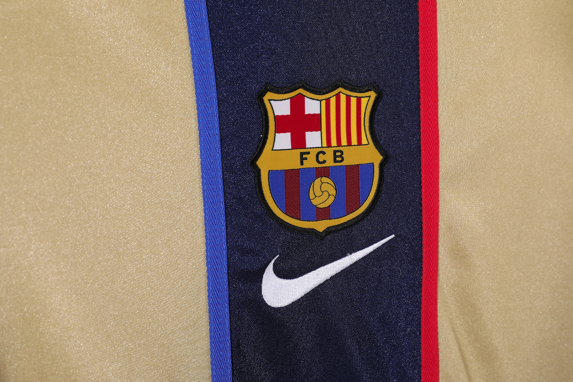 01-02 Barcelona Away Retro Jersey/01-02巴萨客场