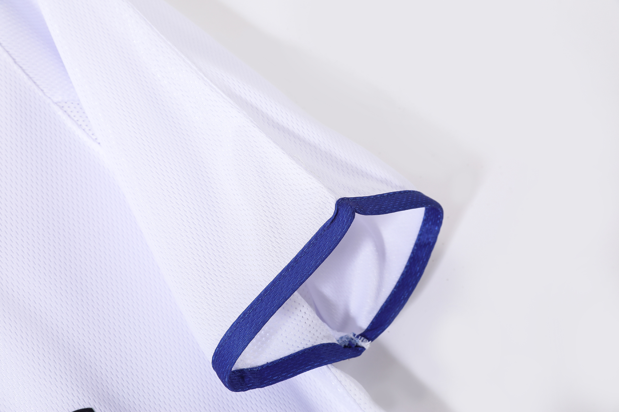 03-05 Chelsea Away Retro Jersey/03-05切尔西客场