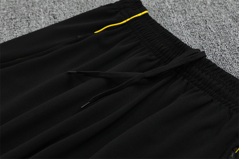25-26 Real Madrid Training Suit/ 25-26皇马半拉训练服