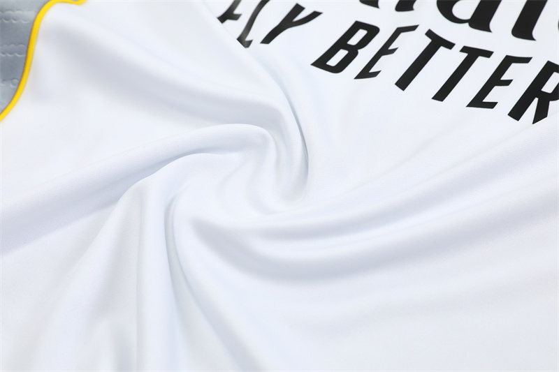 25-26 Real Madrid Training Suit/ 25-26皇马半拉训练服