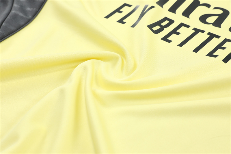 25-26 Real Madrid Training Suit/ 25-26皇马半拉训练服