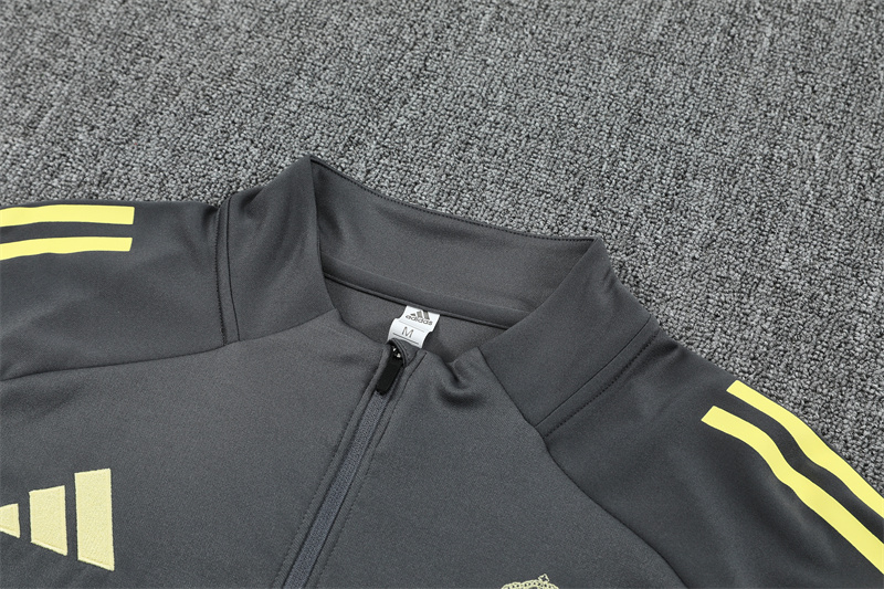 25-26 Real Madrid Training Suit/ 25-26皇马半拉训练服