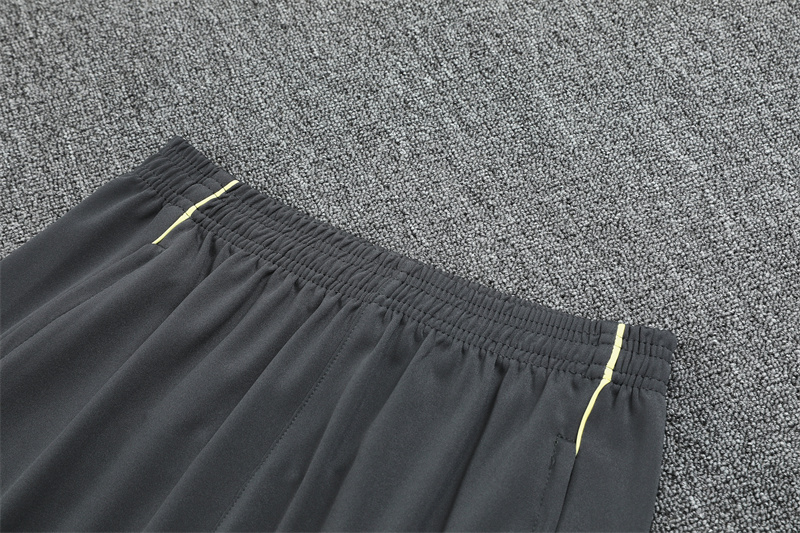 25-26 Real Madrid Training Suit/ 25-26皇马半拉训练服