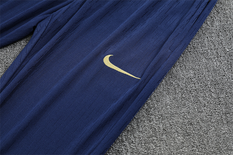 25-26 Barcelona Player Version Training Suit/25-26巴萨半拉训练服,球员版
