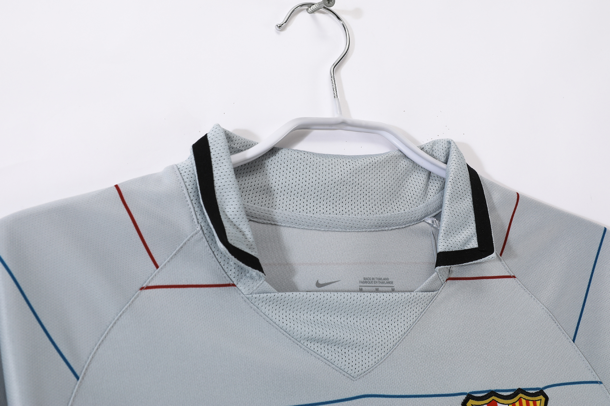 03-04 Barcelona Away long sleeve Retro Jersey/03-04巴萨客场长袖