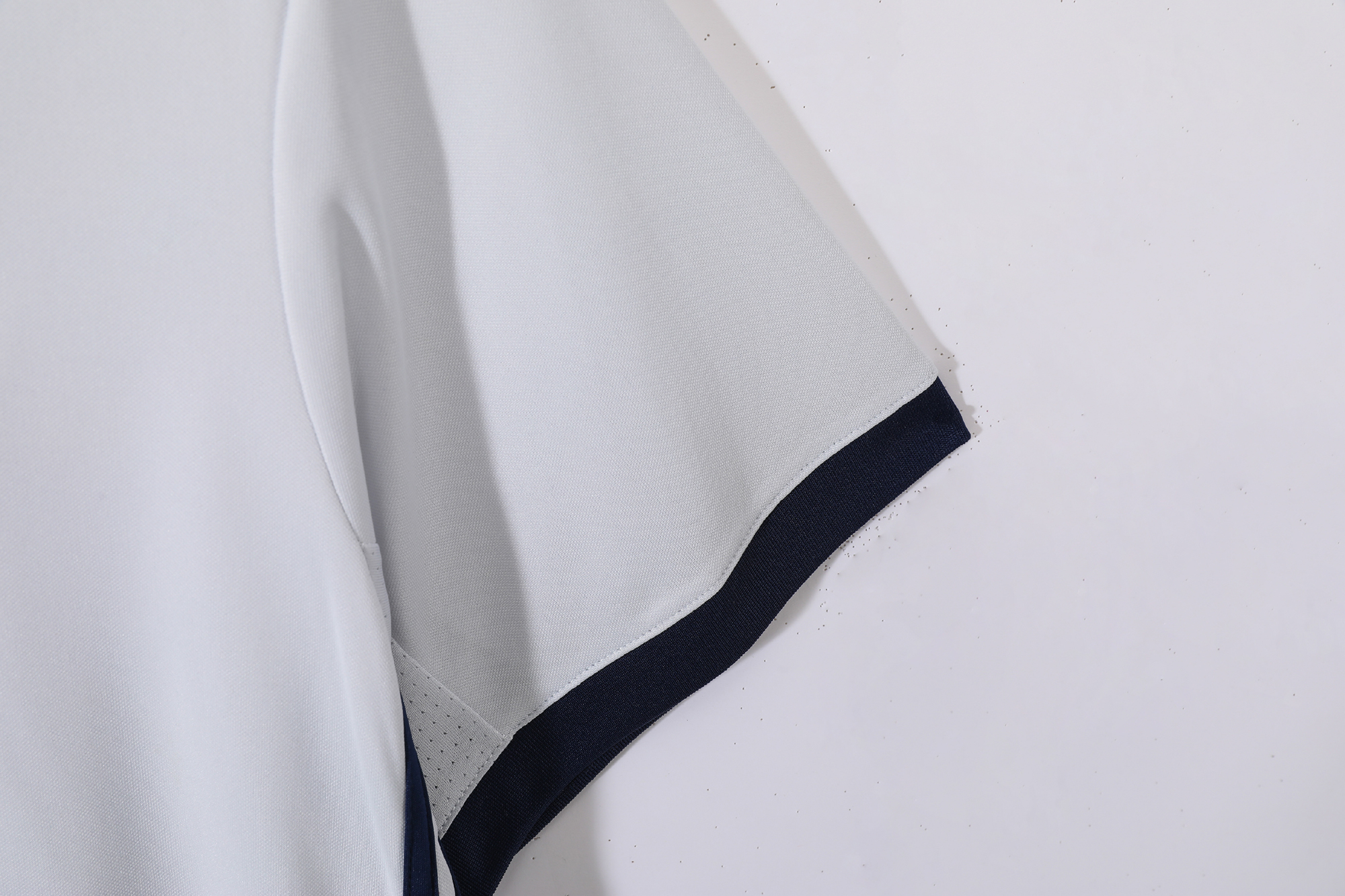 16-17 Real Madrid Home Retro Jersey/16-17皇马主场
