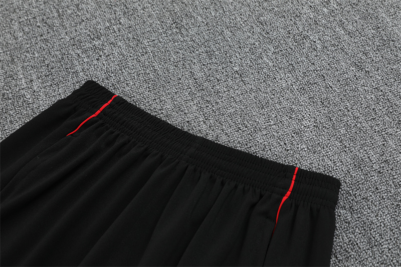 25-26 Bayern Munich Training Suit/25-26拜仁半拉训练服