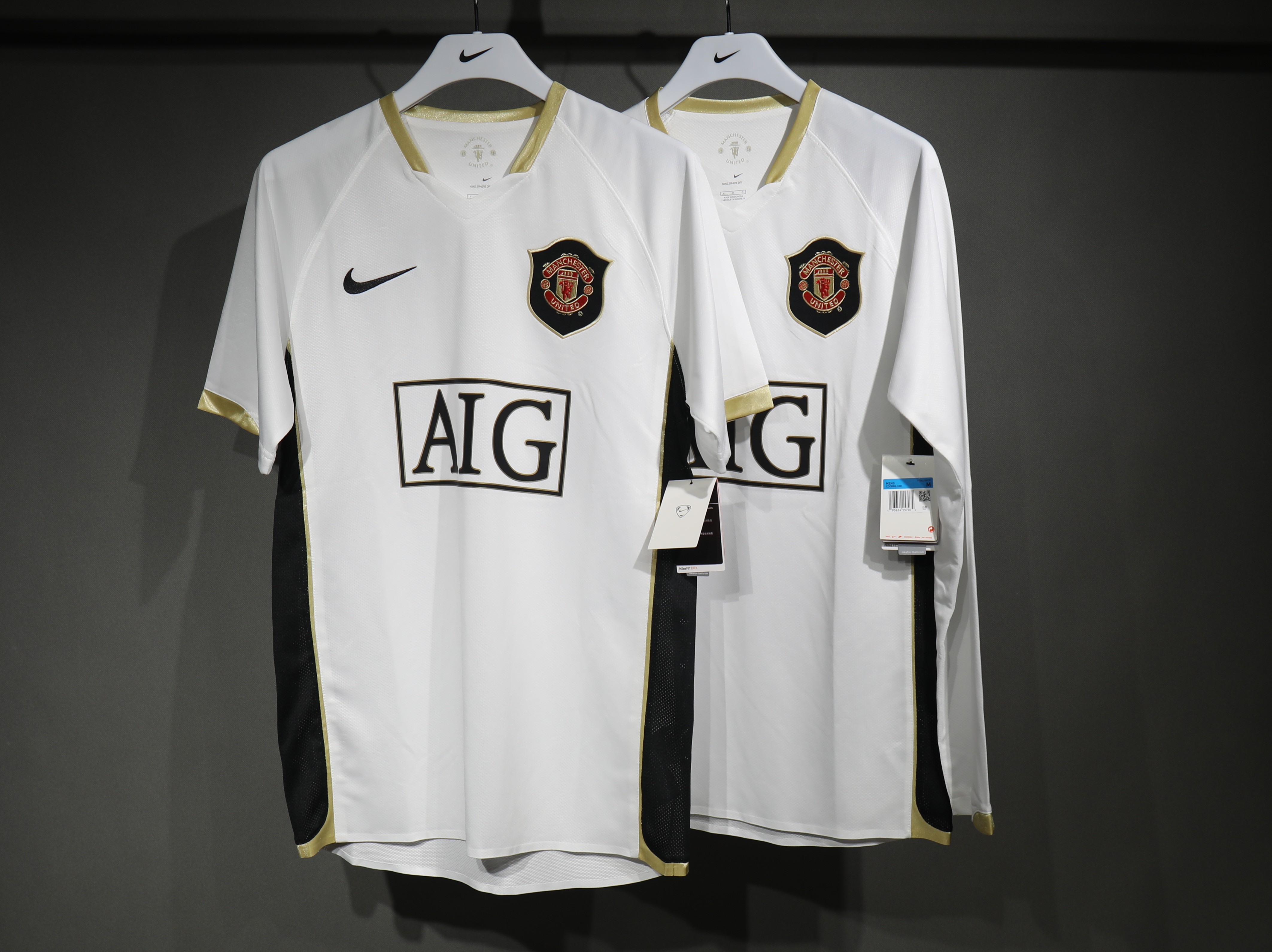 06-07 Manchester United Away Player Long Sleeve Retro Jersey/06-07 曼联客场球员长袖
