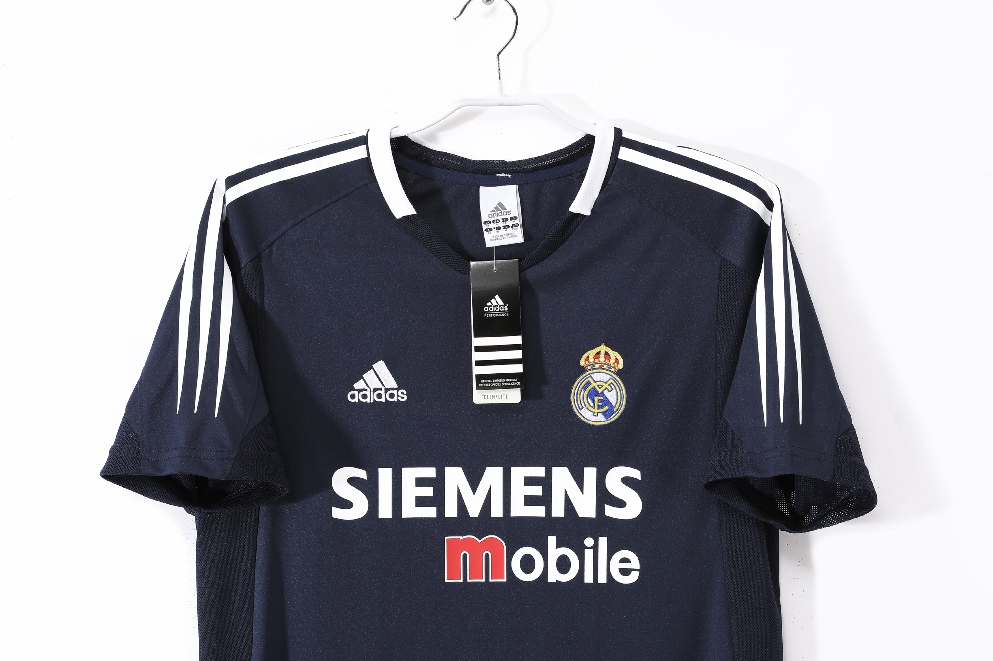 04-05 Real Madrid Away Retro Jersey/04-05皇马客场
