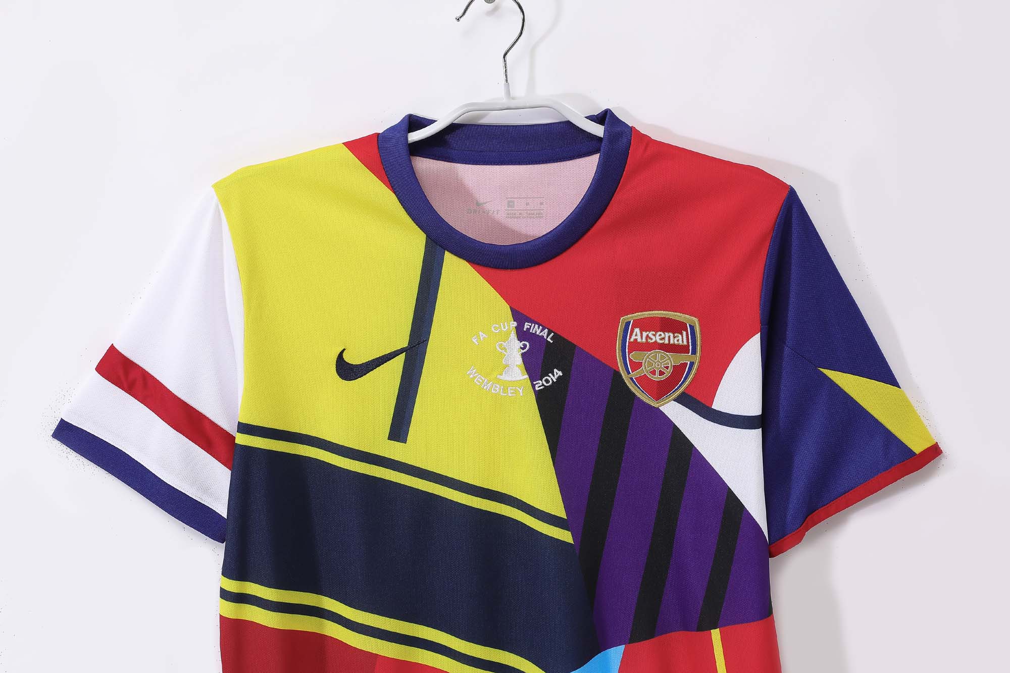 2014 Arsenal Commemorative Edition Retro Jersey/2014阿森纳纪念版
