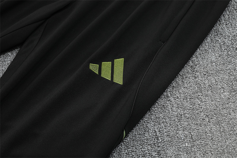 25-26 Real Madrid Training Suit/ 25-26皇马半拉训练服