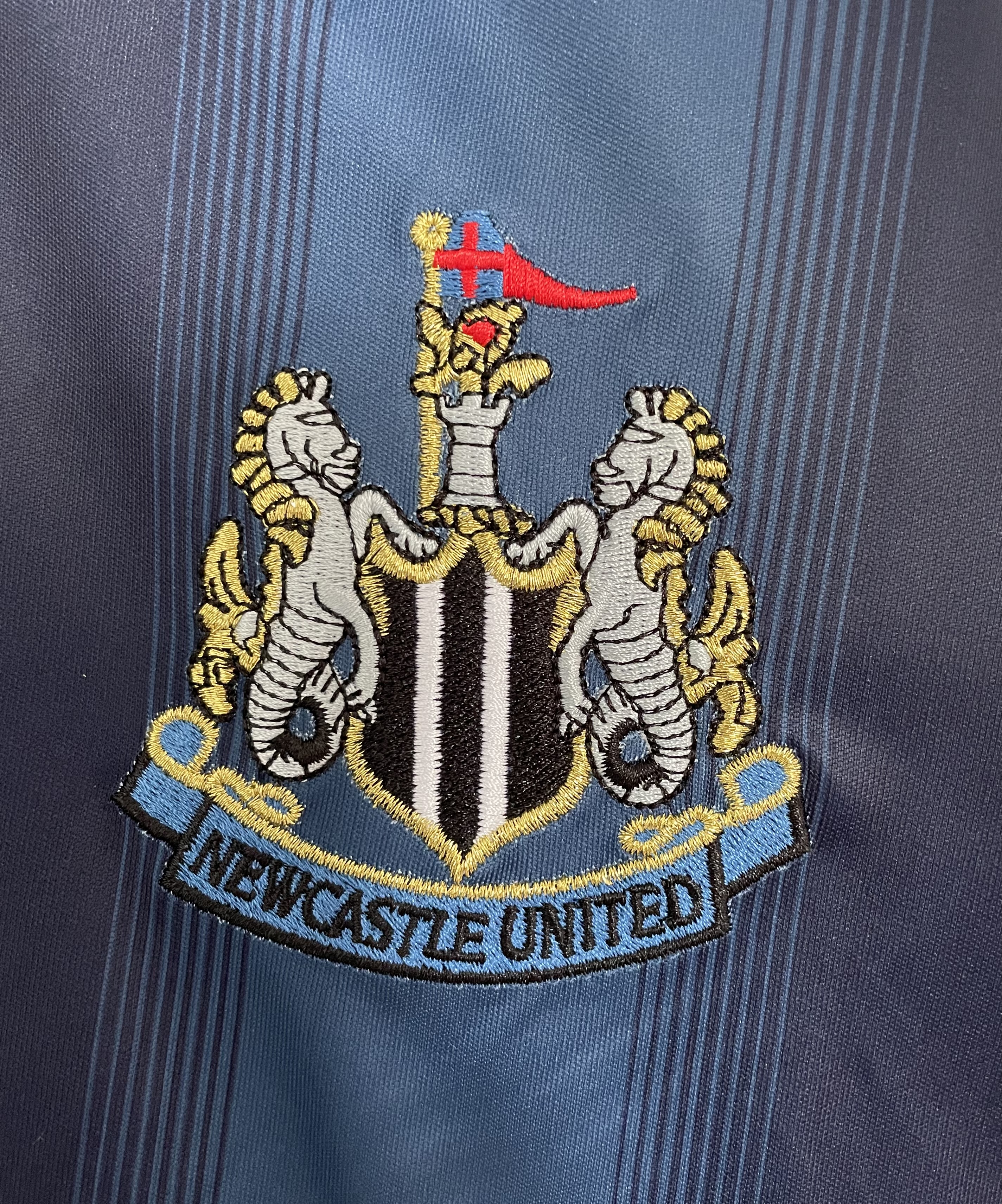 04-05 Newcastle United Away Retro Jersey/04-05纽卡斯尔联客场