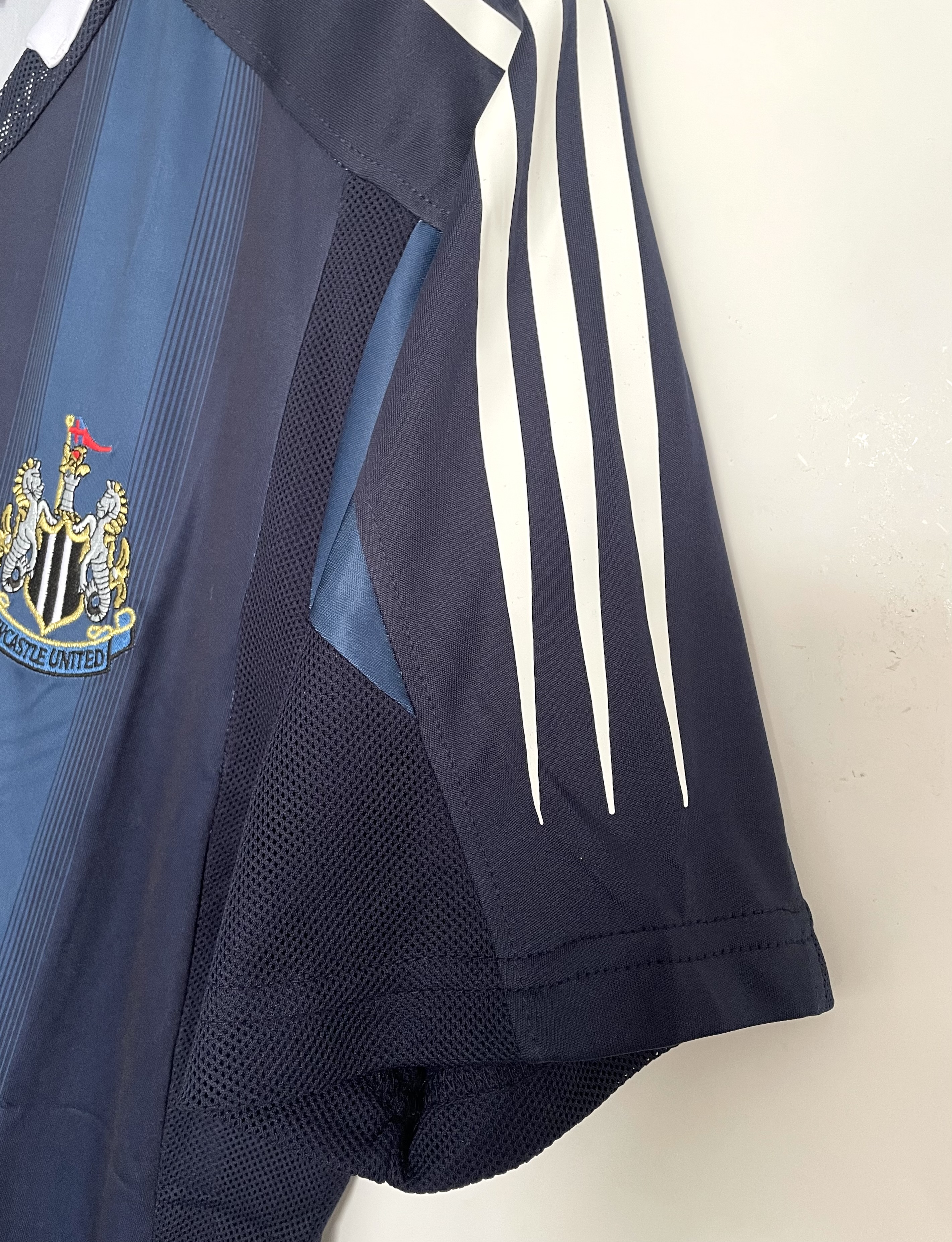 04-05 Newcastle United Away Retro Jersey/04-05纽卡斯尔联客场