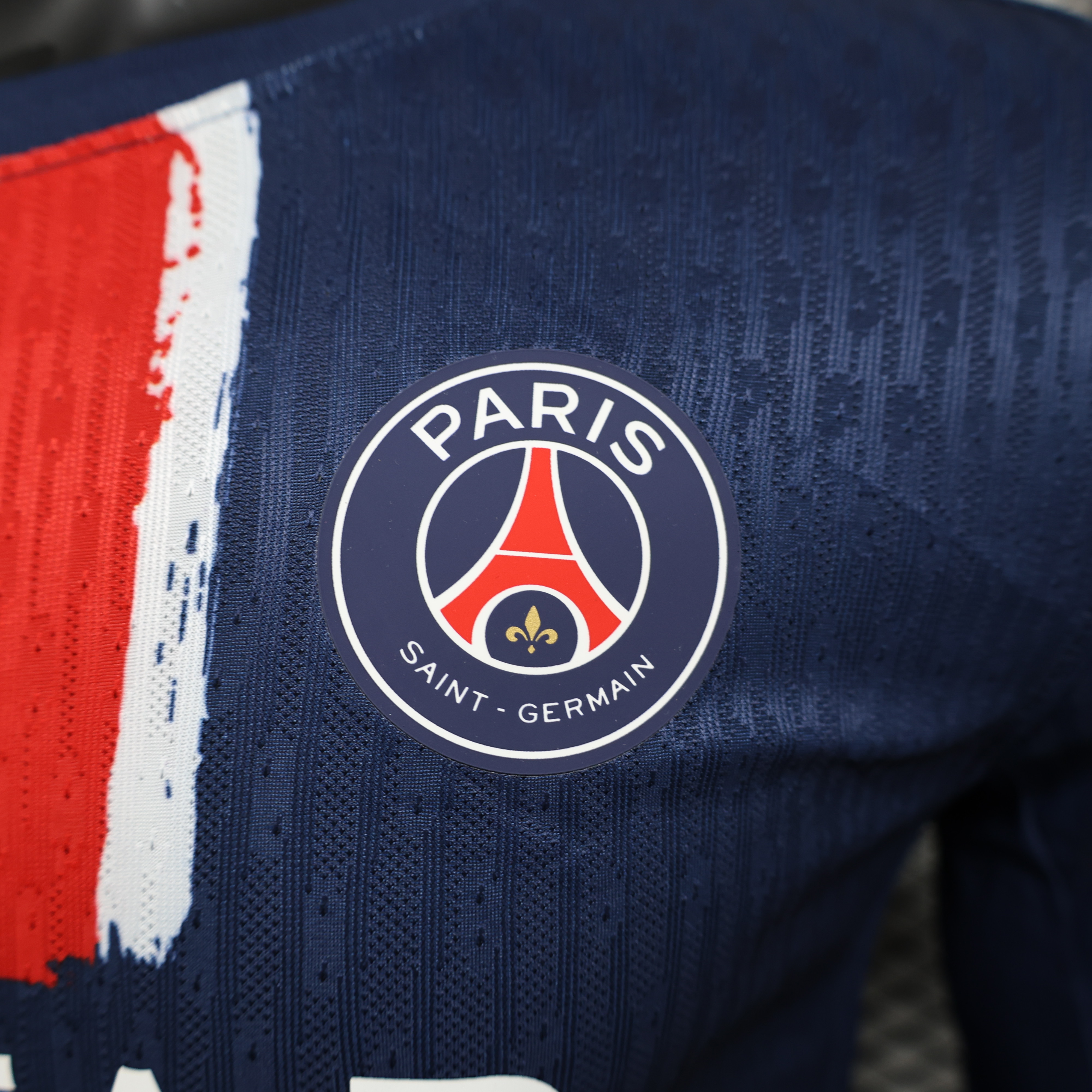 24-25 PSG Home Final Game Long Sleeve Player Jersey/ 24-25 PSG主场决赛长袖球员版