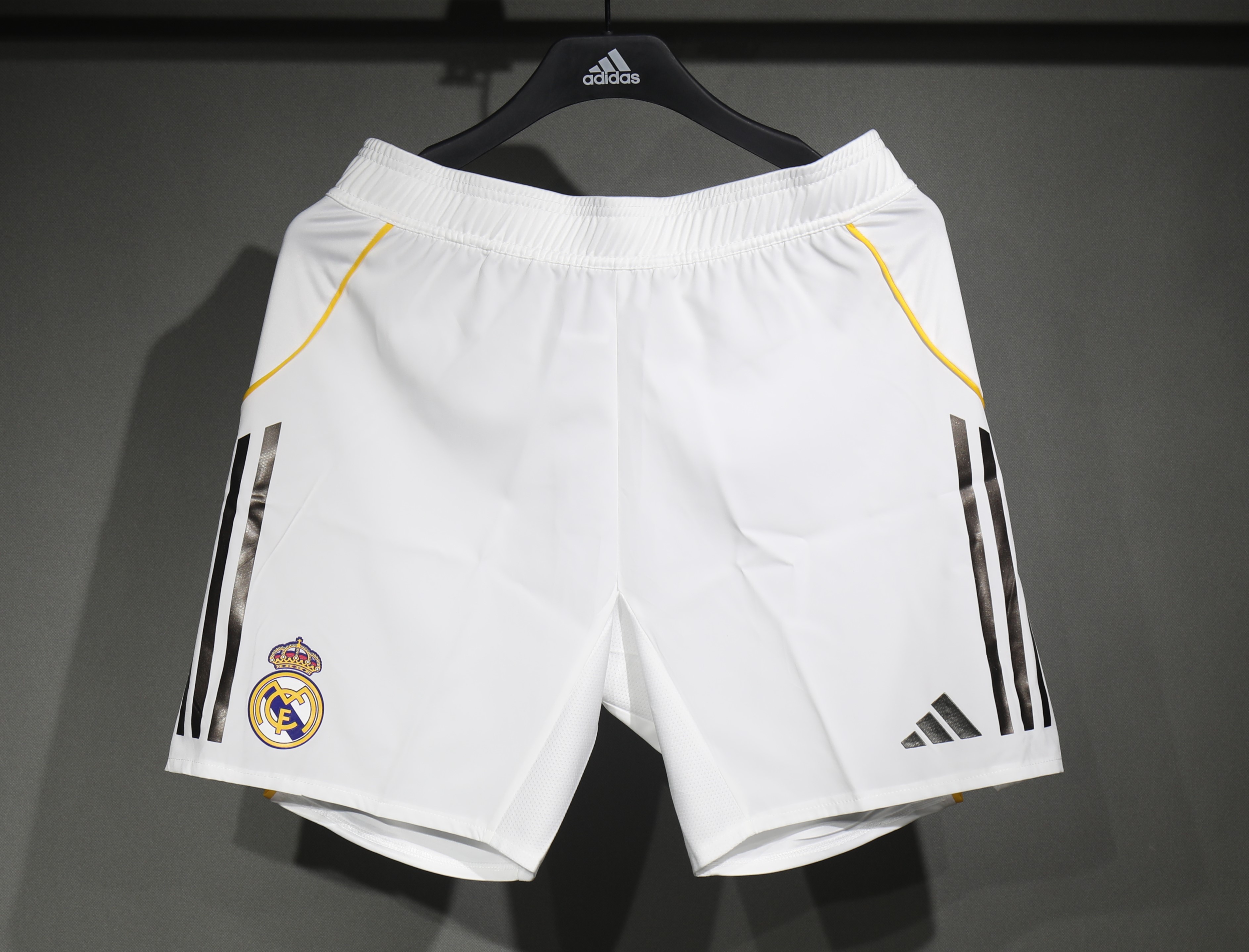 25-26 Real Madrid Home Player Shorts/25-26 皇马主场短裤球员