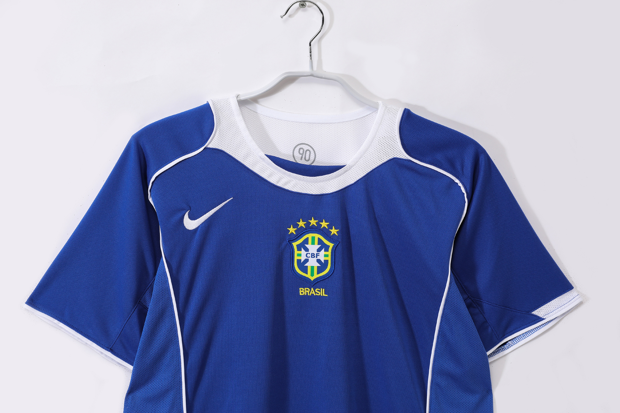 04-06 Brazil Away Retro Jersey/04-06 巴西客场