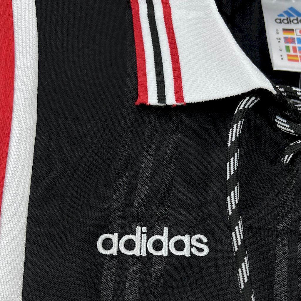 97-98 Benfica Away Retro Jersey/97-98 本菲卡客场复古