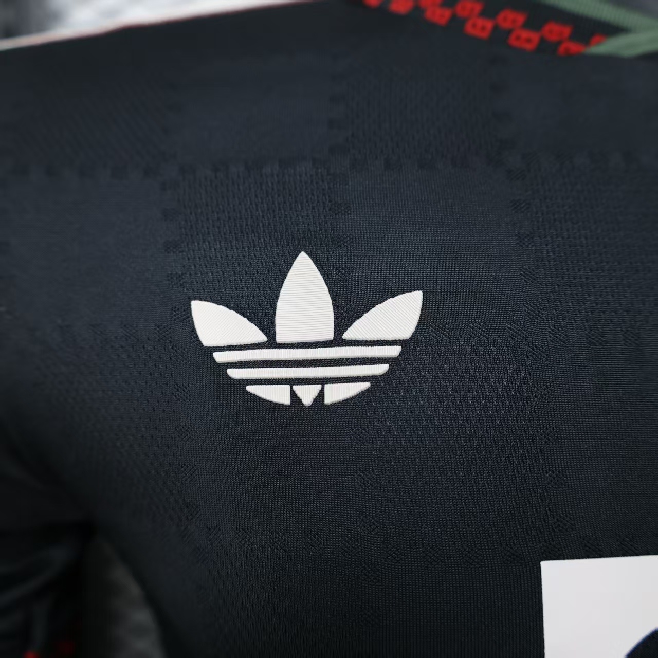 25-26  Bayern Munich Third Player Jersey/ 25-26 拜仁第二客场球员版