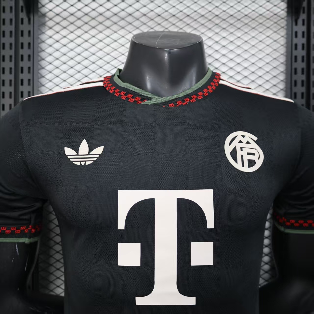25-26  Bayern Munich Third Player Jersey/ 25-26 拜仁第二客场球员版