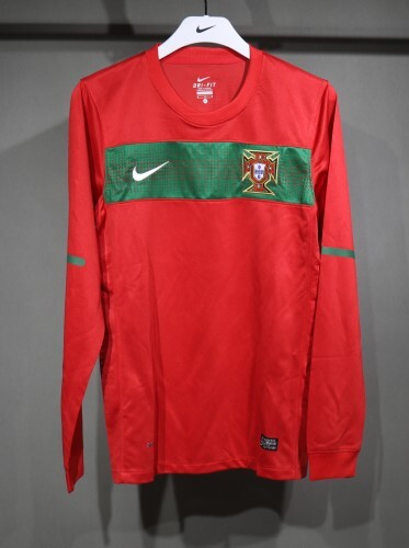 2010 Portugal Home Player Long Sleeve Retro Jersey/2010 葡萄牙主场球员长袖