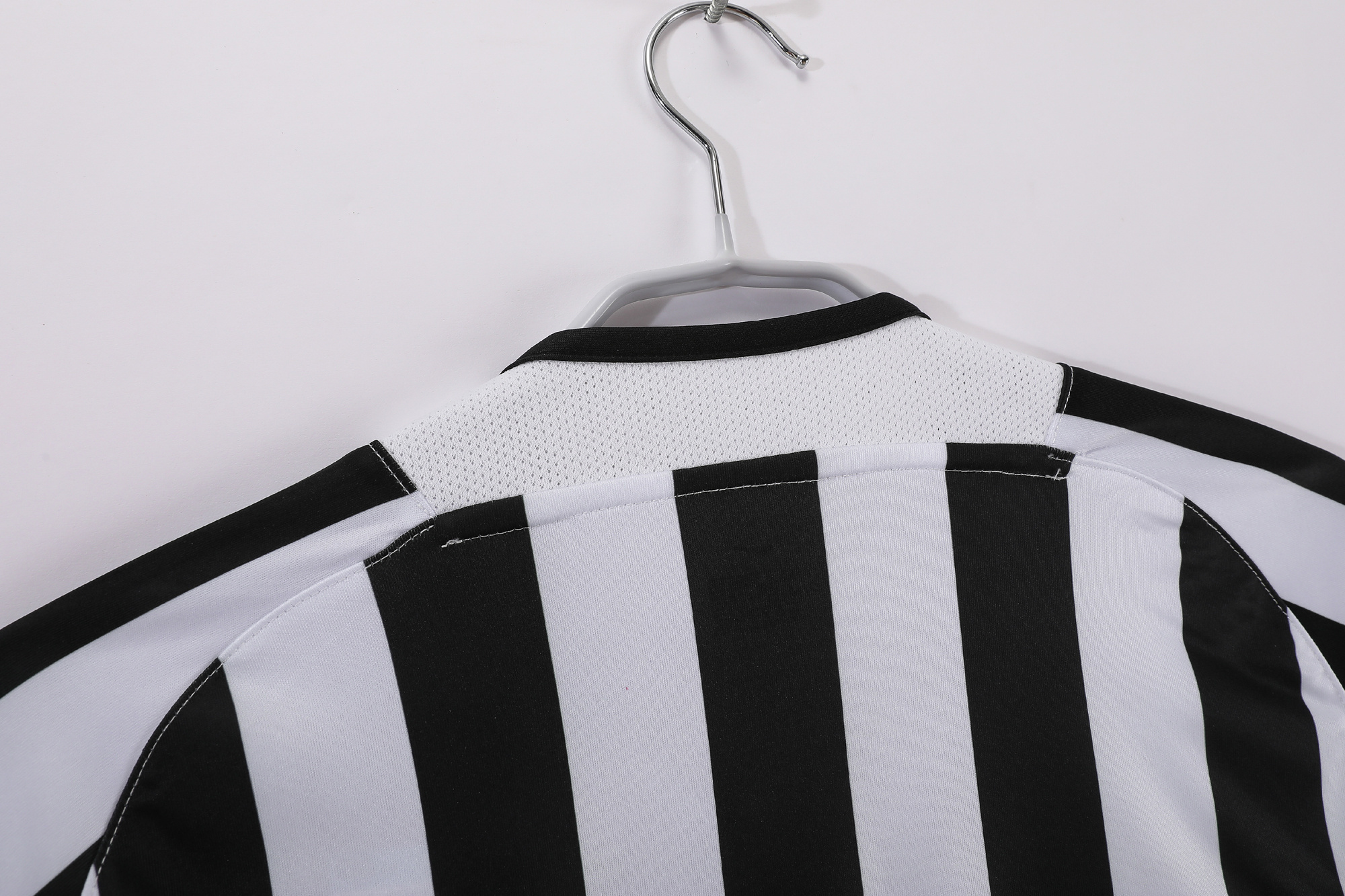 03-04 Juventus Home Retro Jersey/03-04尤文主场
